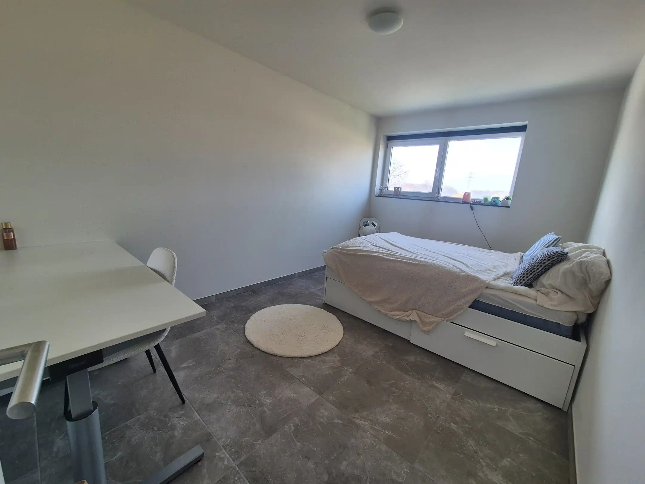 Nieuwbouw duplex met 3 slaapkamers, terras en parking foto 11