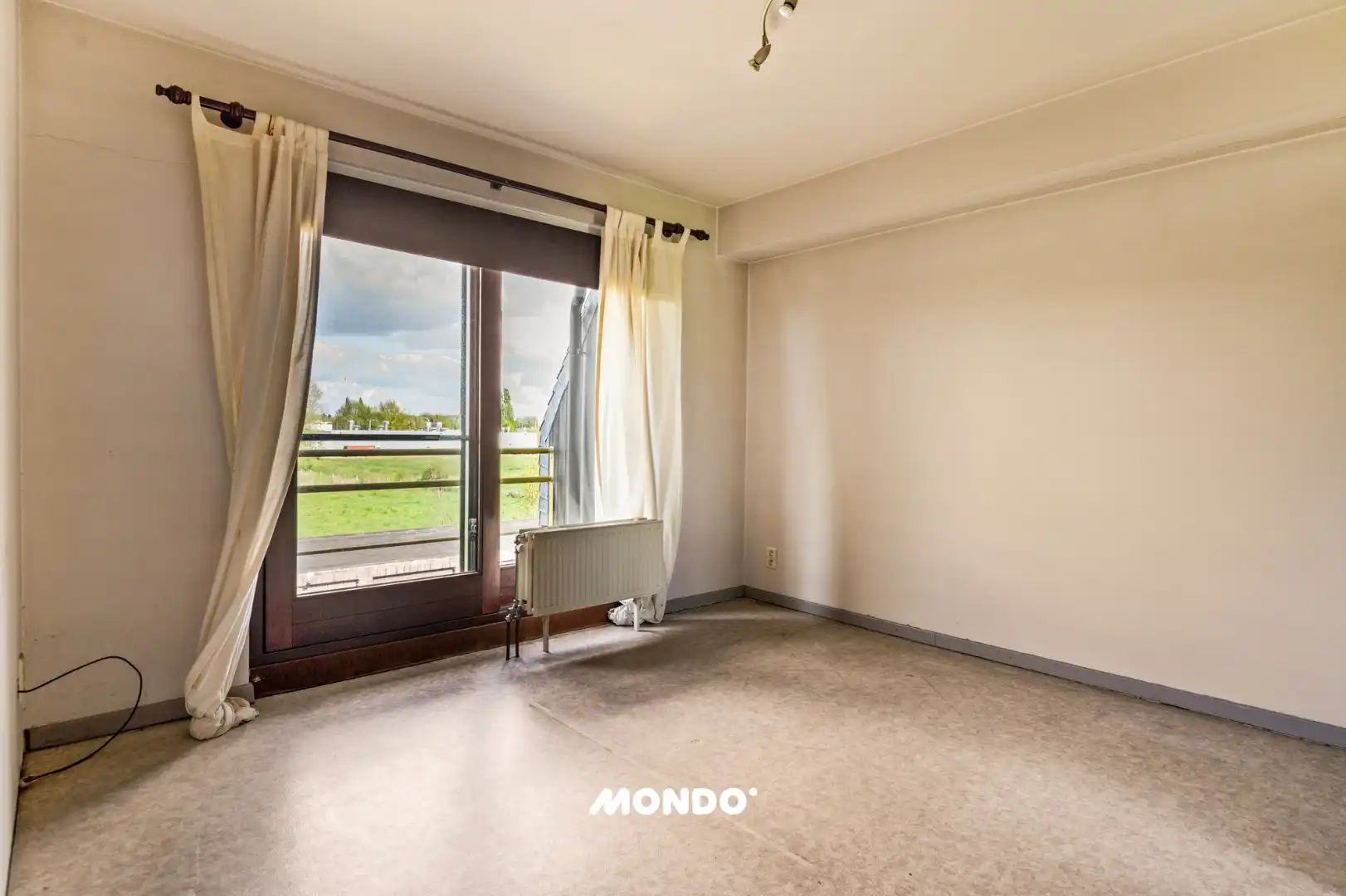 Ruim en lichtrijk appartement met 3 slaapkamers! foto 12