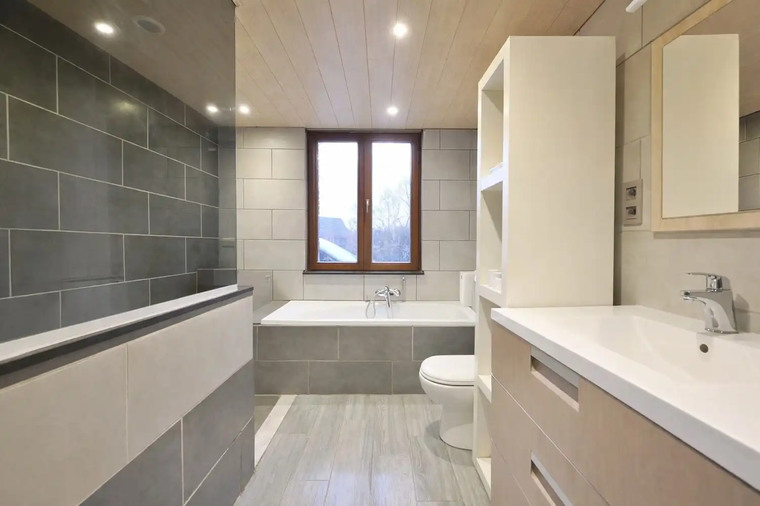 Te renoveren woning in landelijke omgeving foto 7