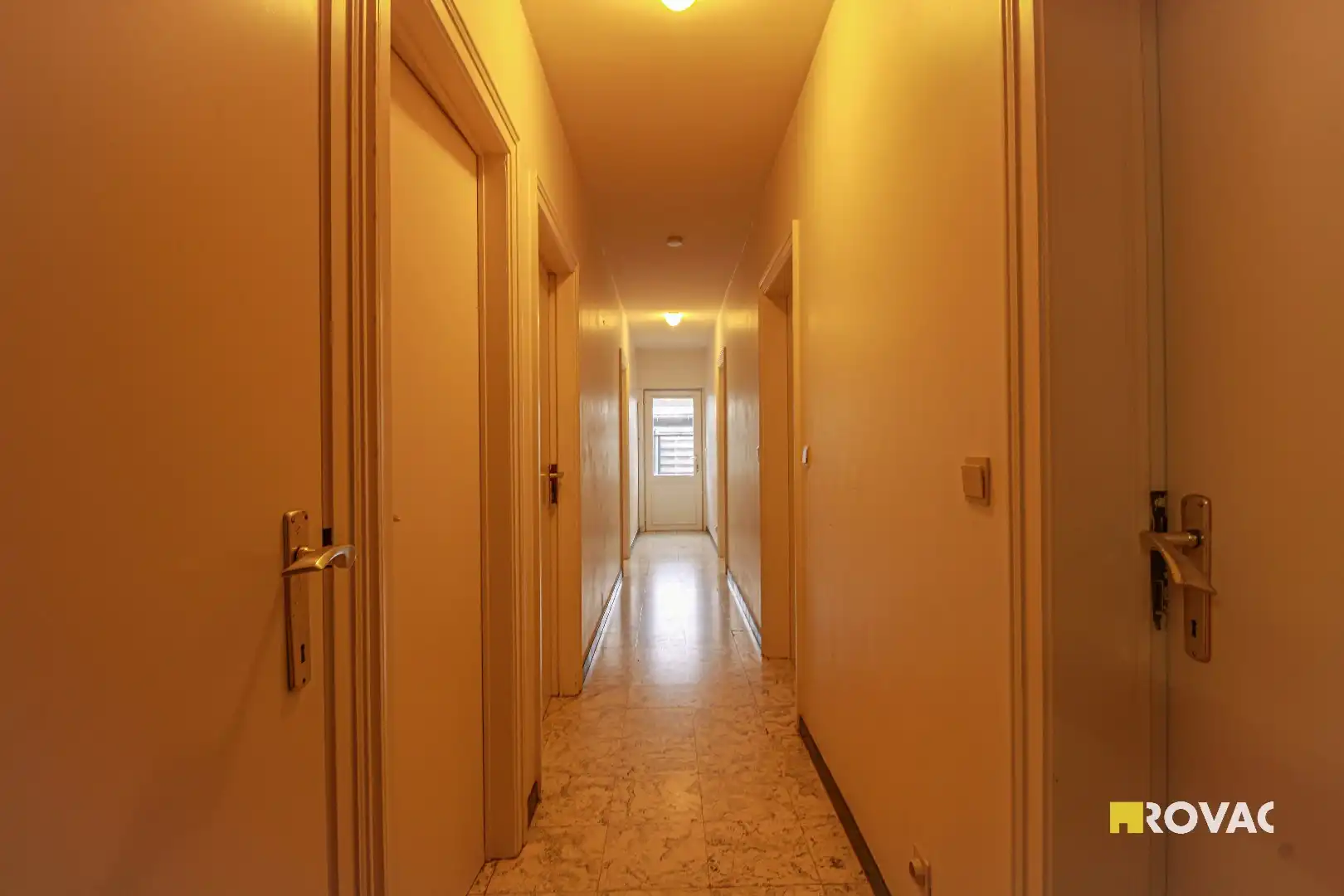 Alleenstaande bungalow op rustige hoekligging nabij provinciedomein ’t Veld te Ardooie! foto 17