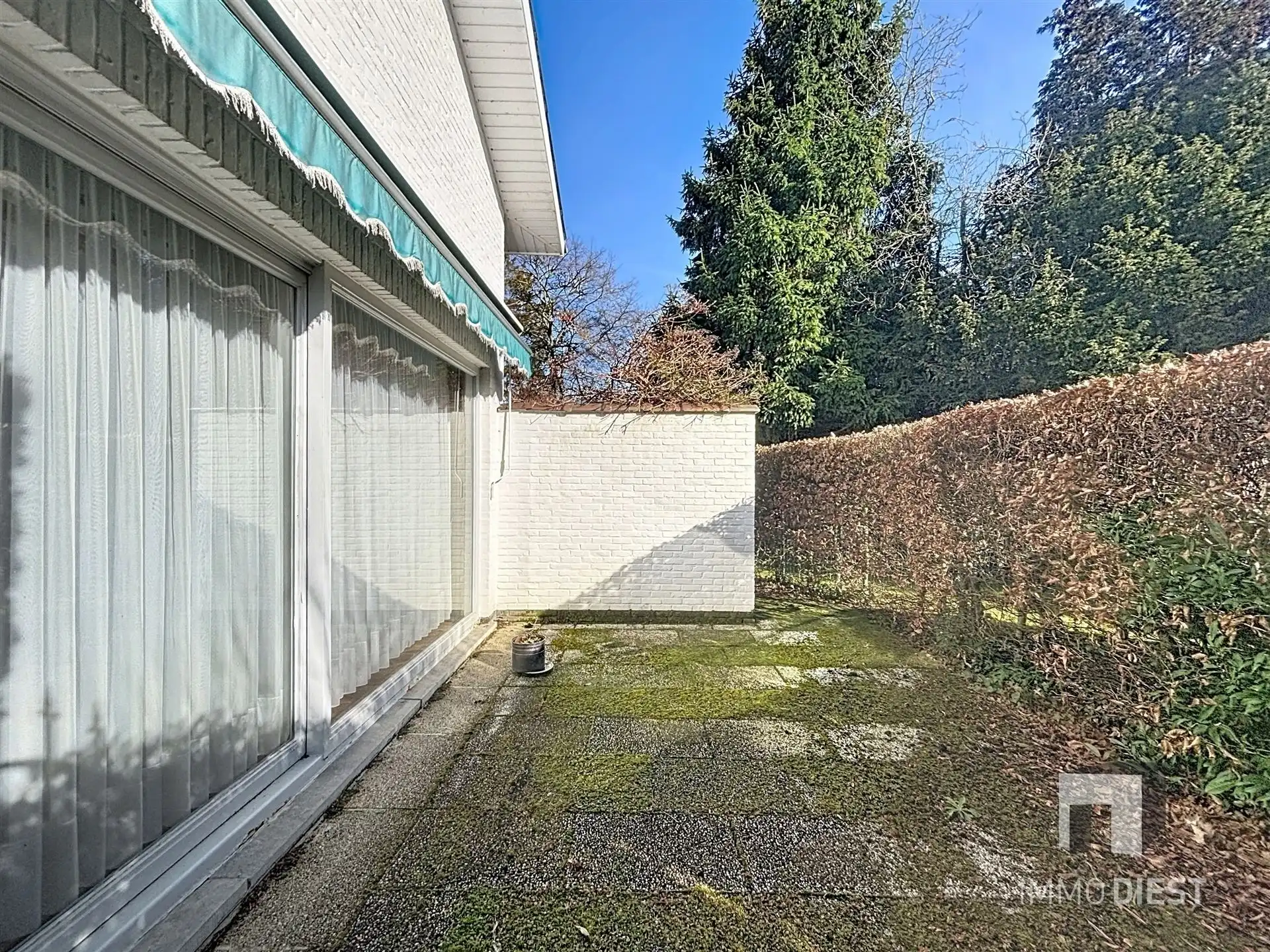 Witte villa met 4 slaapkamer boven op Baalberg foto 33
