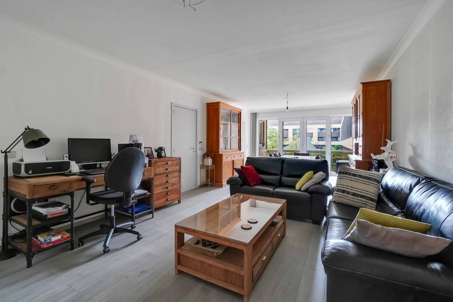 GEZELLIG INTREKKLAAR APPARTEMENT PAL IN GENK-CENTUM foto 5