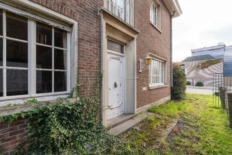 Karaktervolle statige woning centrum - 1300m² grondopp. foto 24