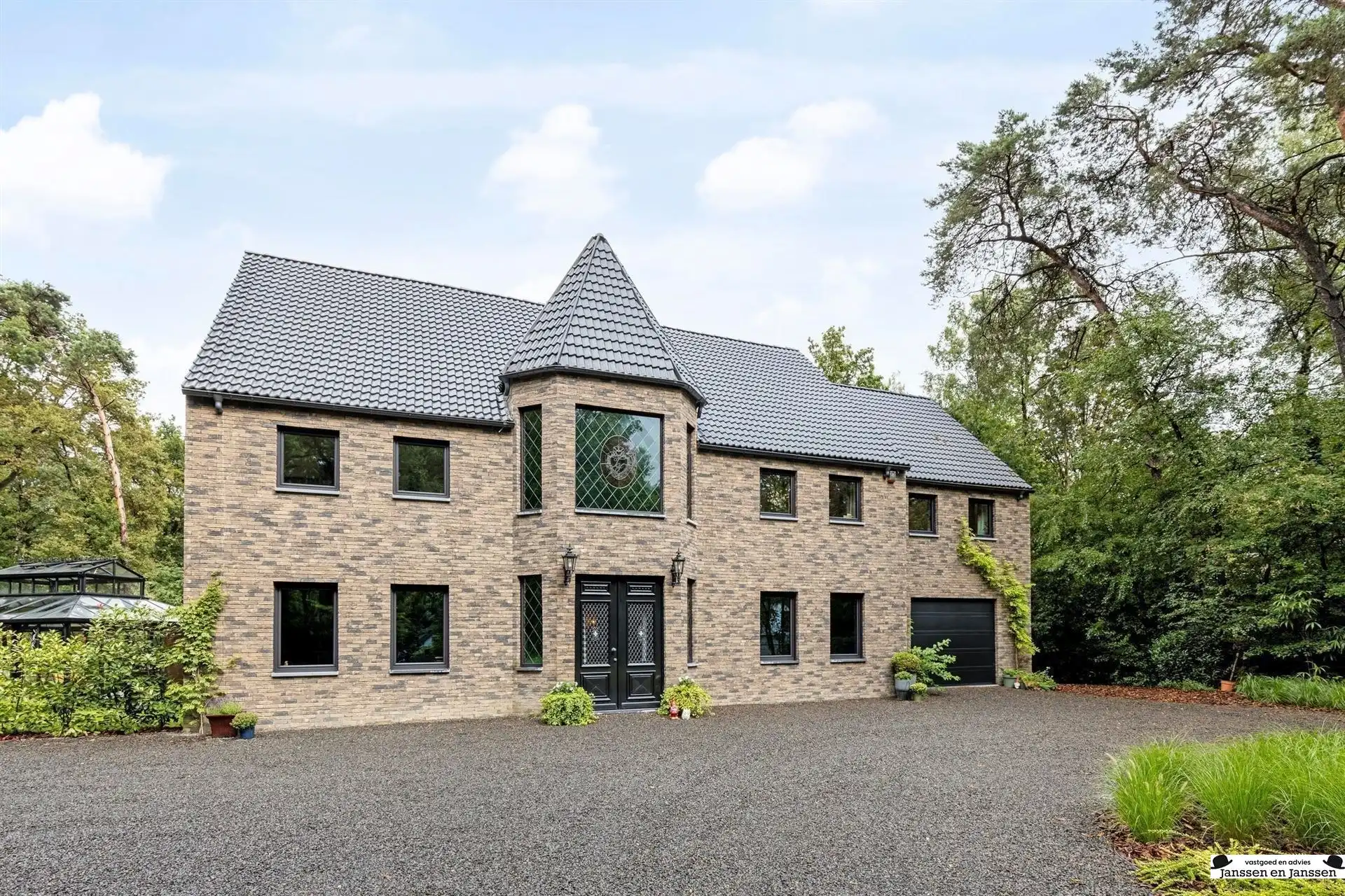 Zeldzame nieuwbouwwoning op een perceel van 40 are met imposante tuin in Kapellen  foto 3