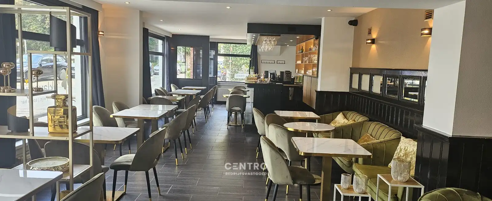 Instapklare HORECA-ZAAK met WOONST (3 slpkms) te huur in Oudenburg. Op hoekligging! foto 3