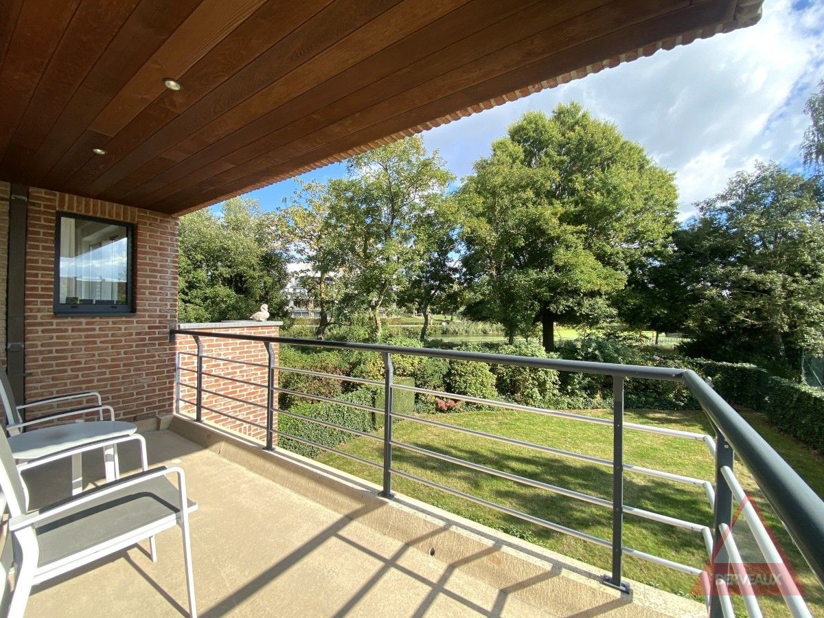 Roeselare – Ruim en instapklaar appartement met uitzicht op het Geitenpark foto 22