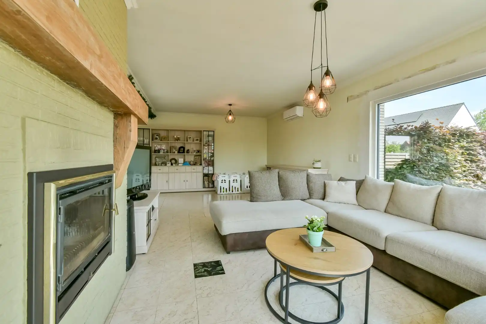 Licht en ruim wonen in Hooglede: instapklare woning! foto 6