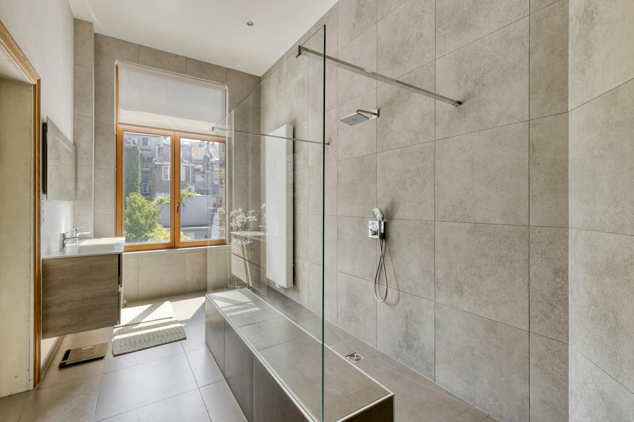 Prachtig herenhuis met stadstuin te koop! foto 15