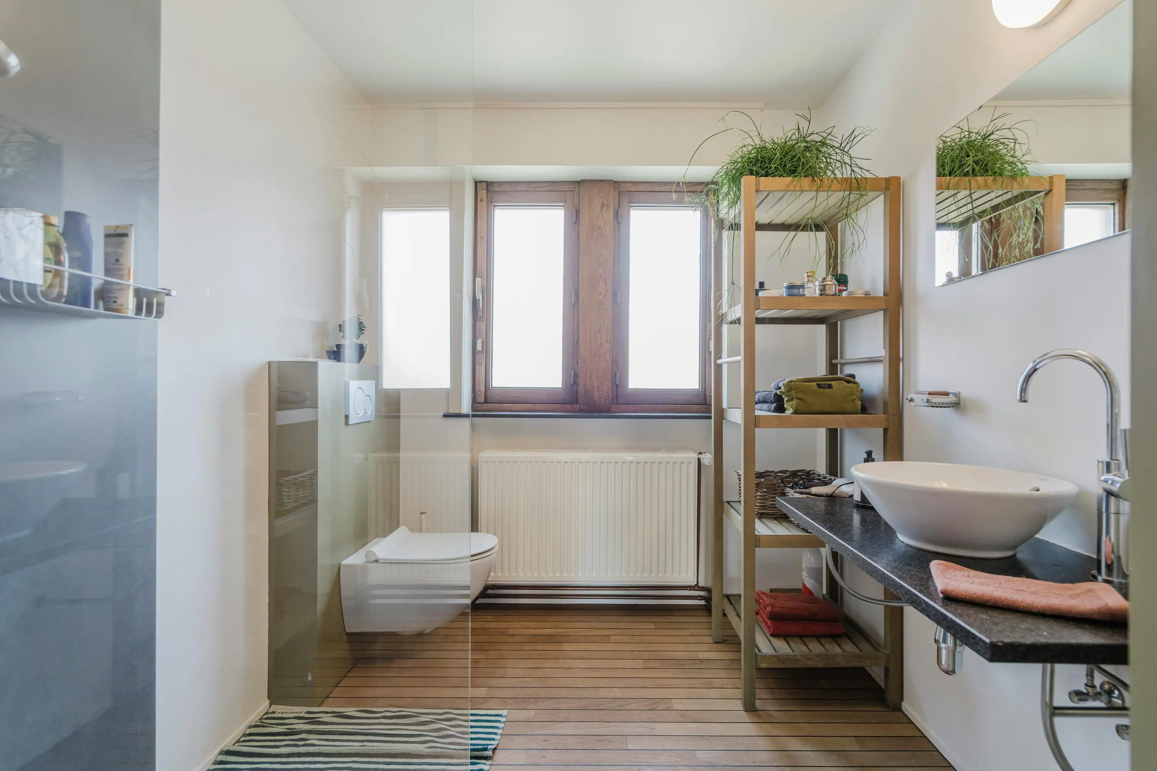 Karaktervolle burgerwoning met charmante tuin in Wevelgem foto 20