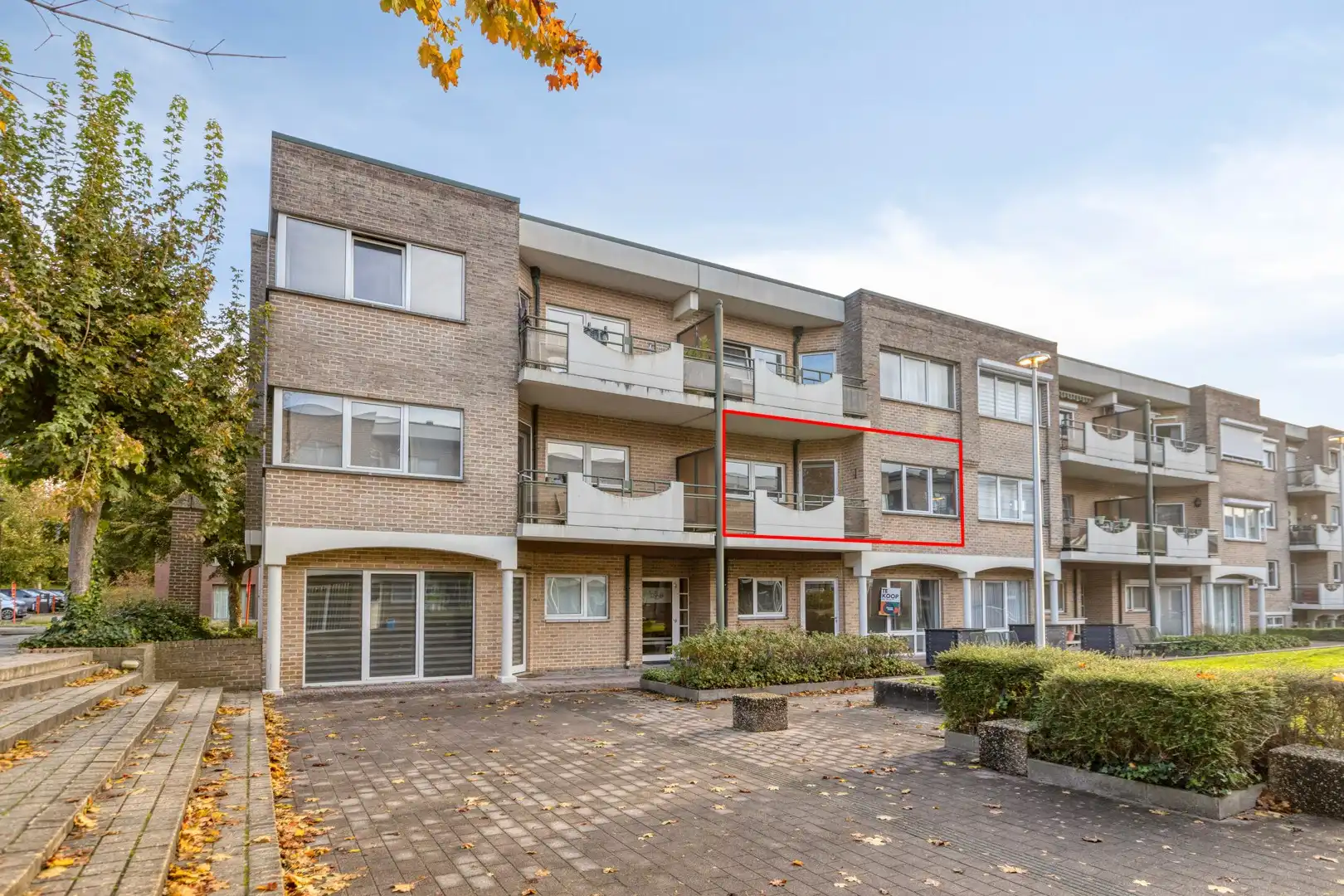 Oosterzonneplein 2 bus 12, 3690 Zutendaal foto {{pictureIndex}}