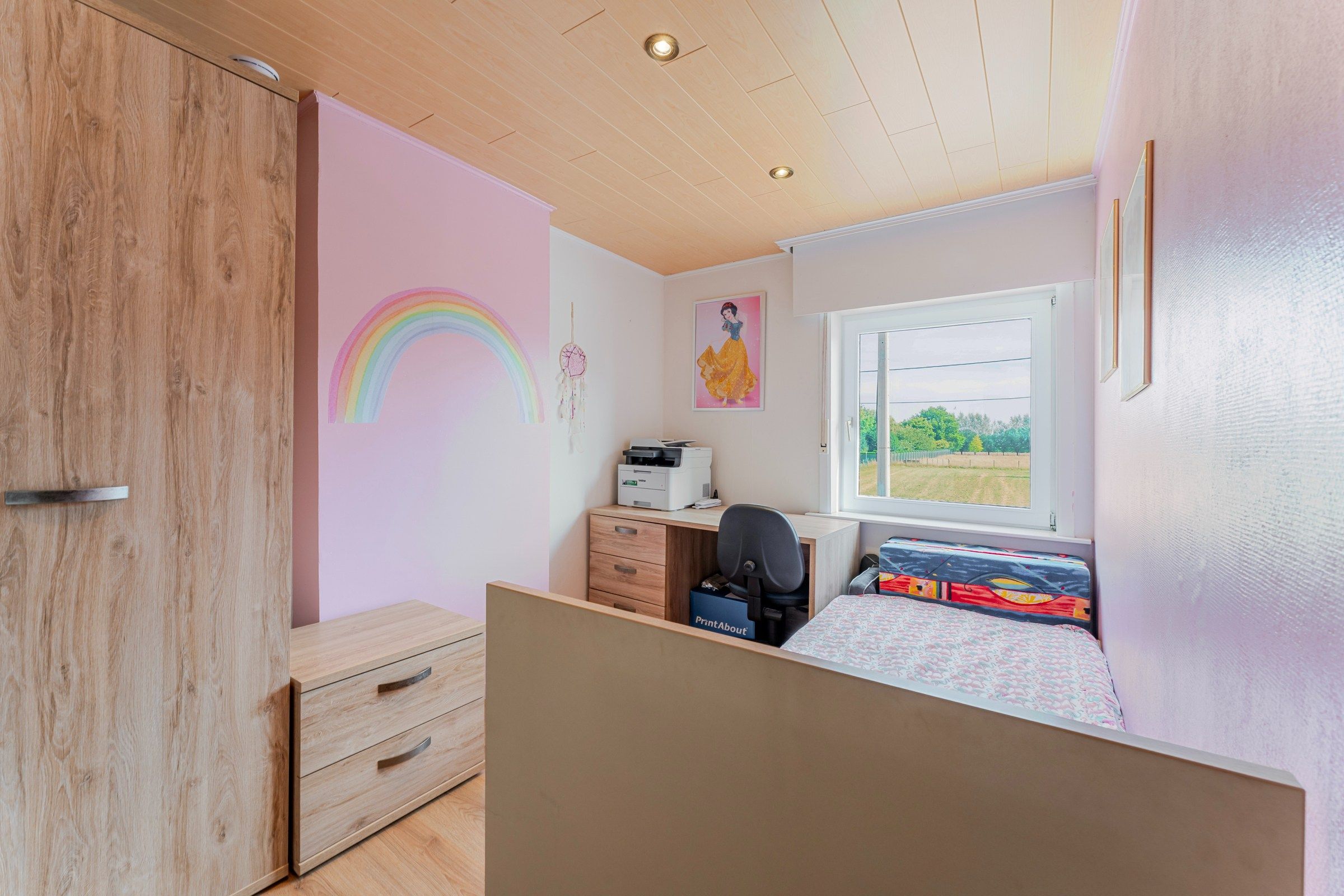 RUIME WONING MET TUIN EN GARAGE foto 8