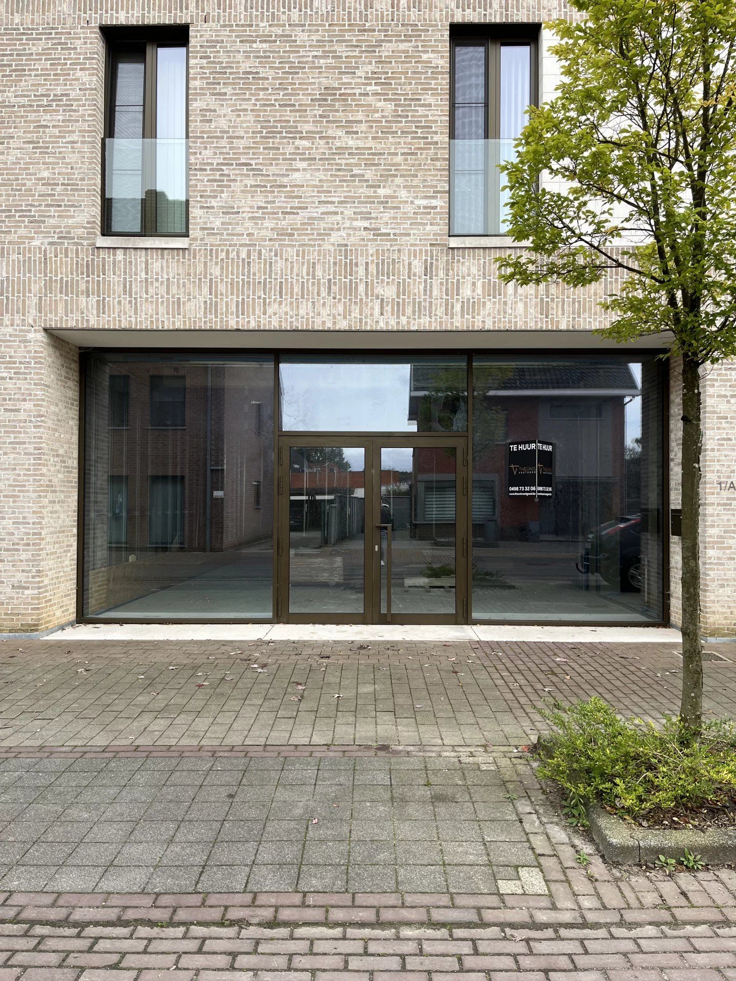 Handelsruimte te huur in Residentie Kapellehof te Heusden foto {{pictureIndex}}