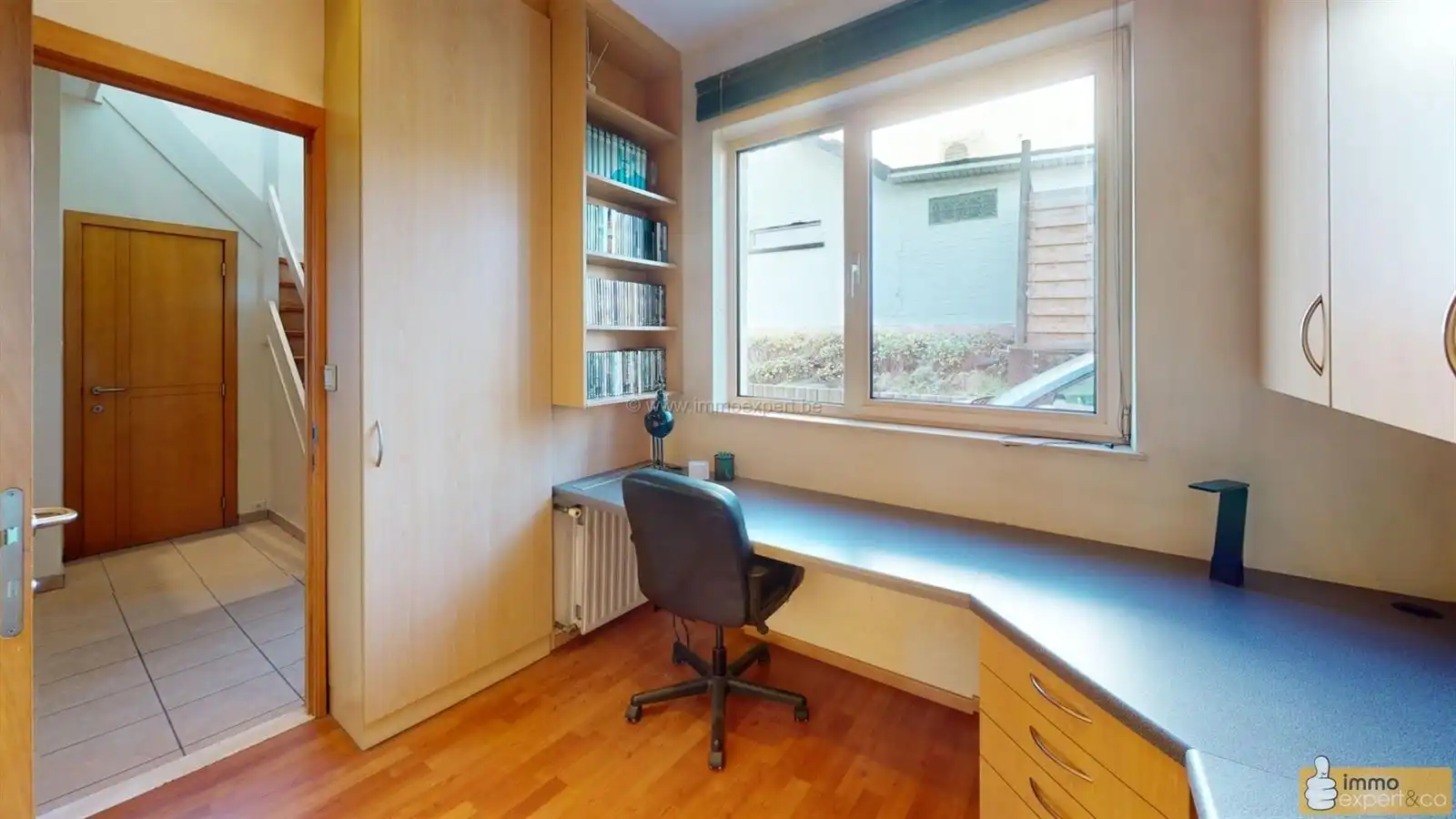 DILBEEK: Veelzijdige woning met 4 slaapkamers en 2 badkamers foto 15