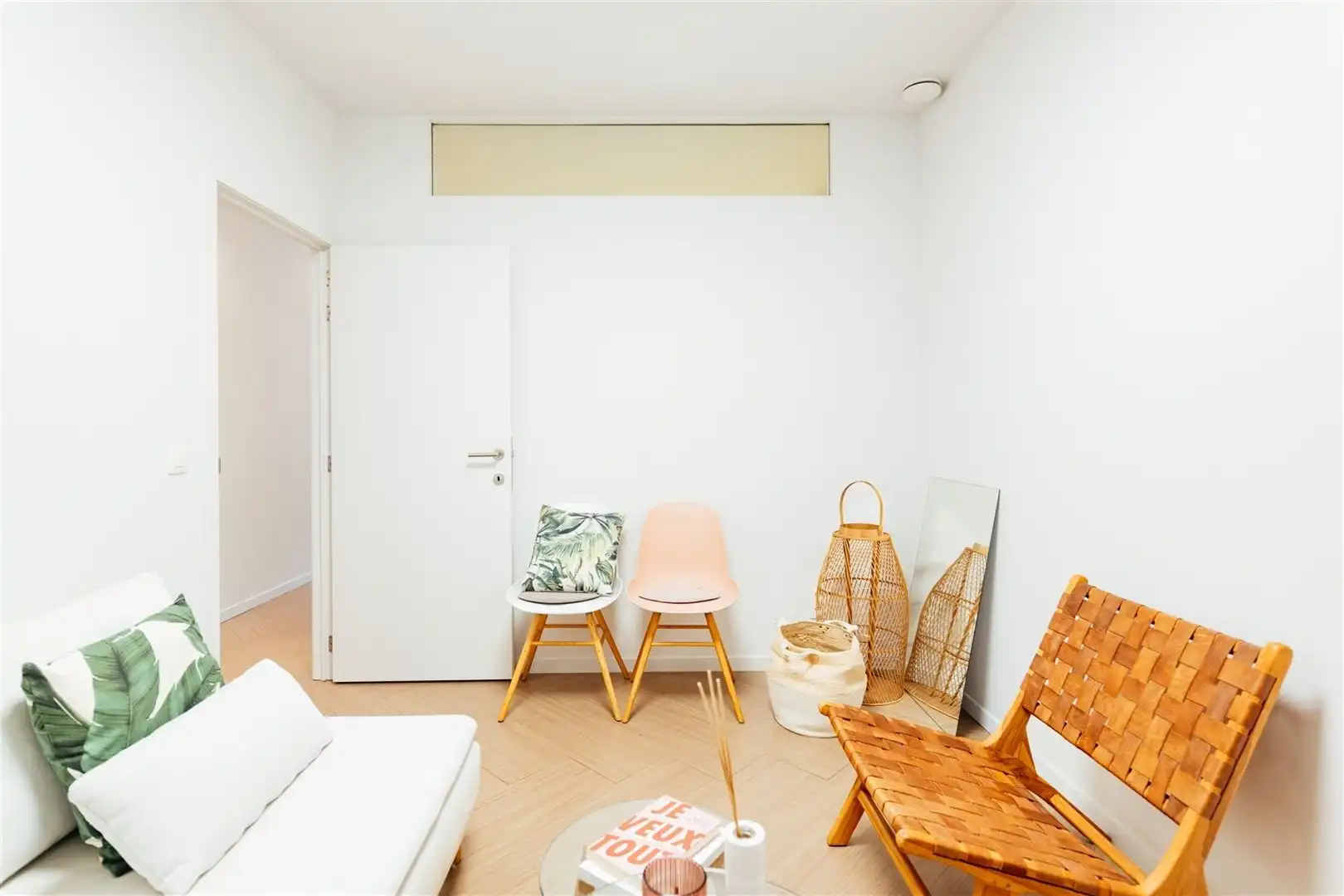 Opbrengsteigendom met praktijk en duplex appartement foto 5