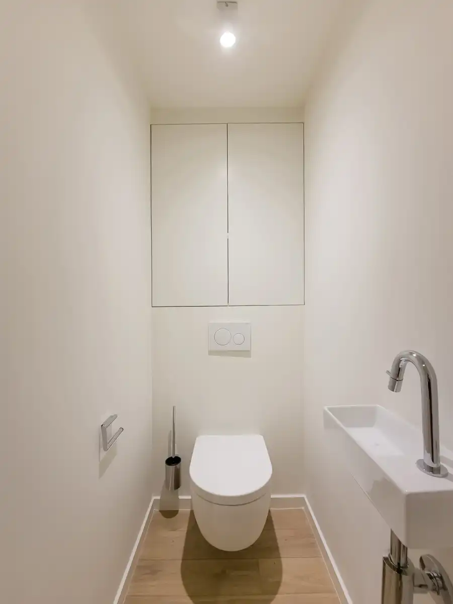 Ongemeubeld 2 slpk app. met mooi terrras foto 12