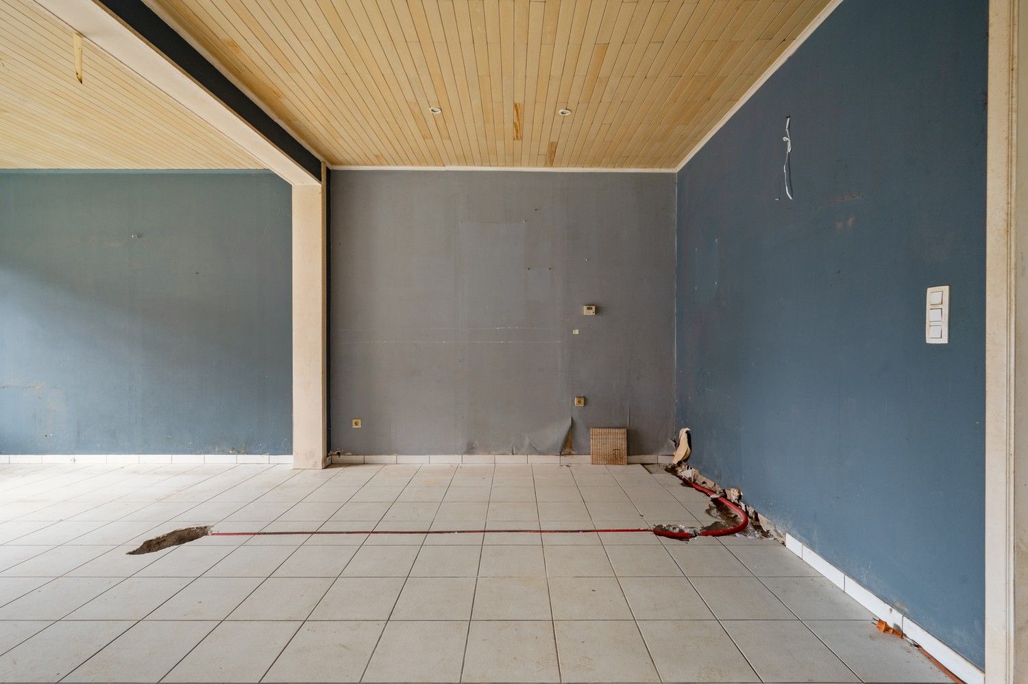 Charmante te renoveren rijwoning met veel potentieel op gunstige locatie in Lier foto 6