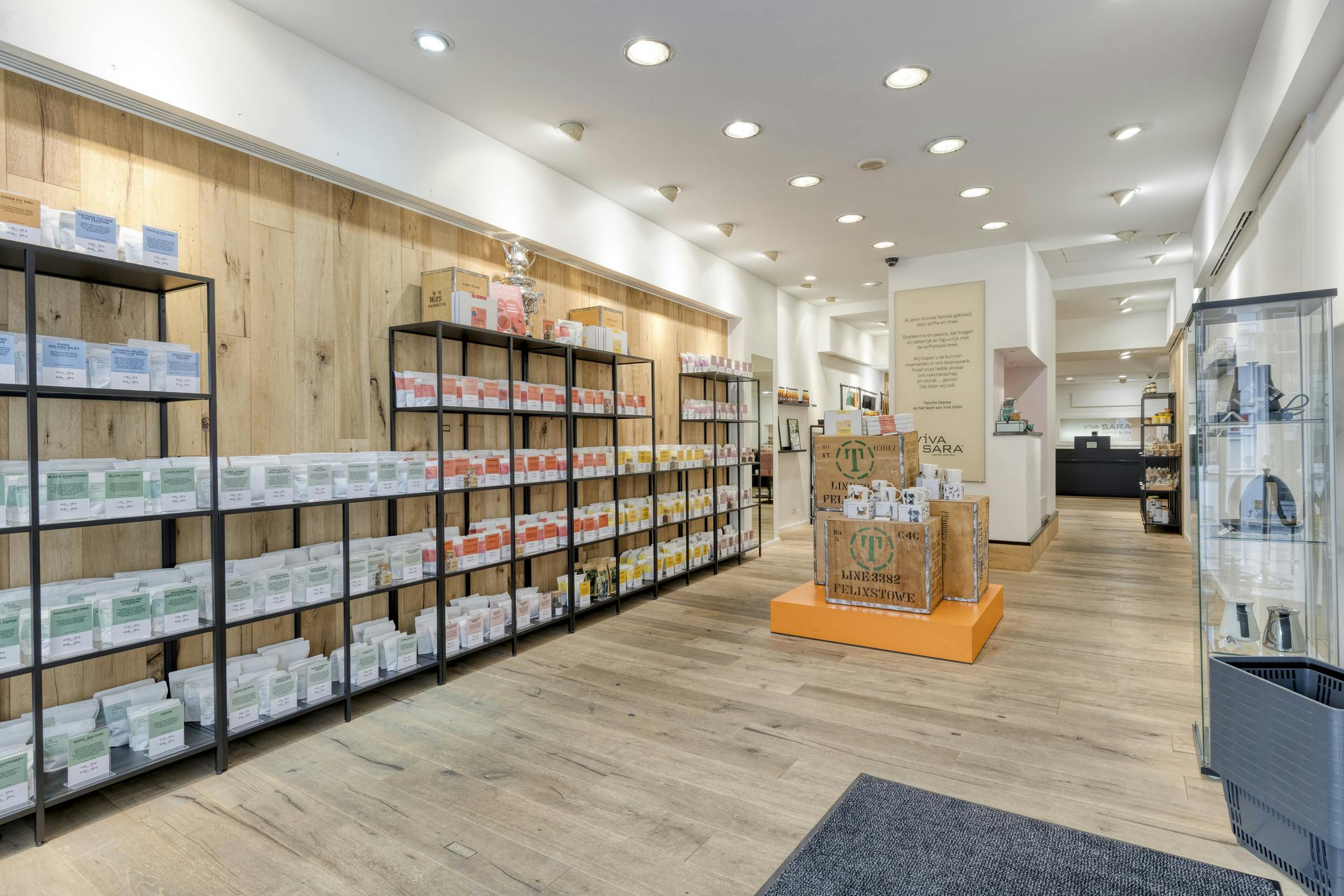 Patrimoniumvennootschap met handelspand en 2 appartementen foto 2