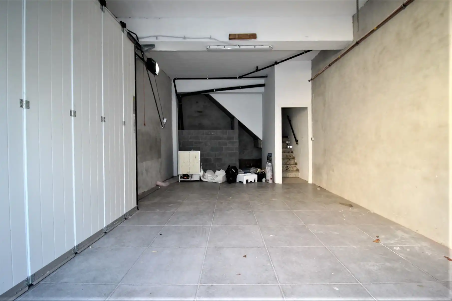 Klassevolle nieuwbouwwoning pal in centrum Brakel. foto 8