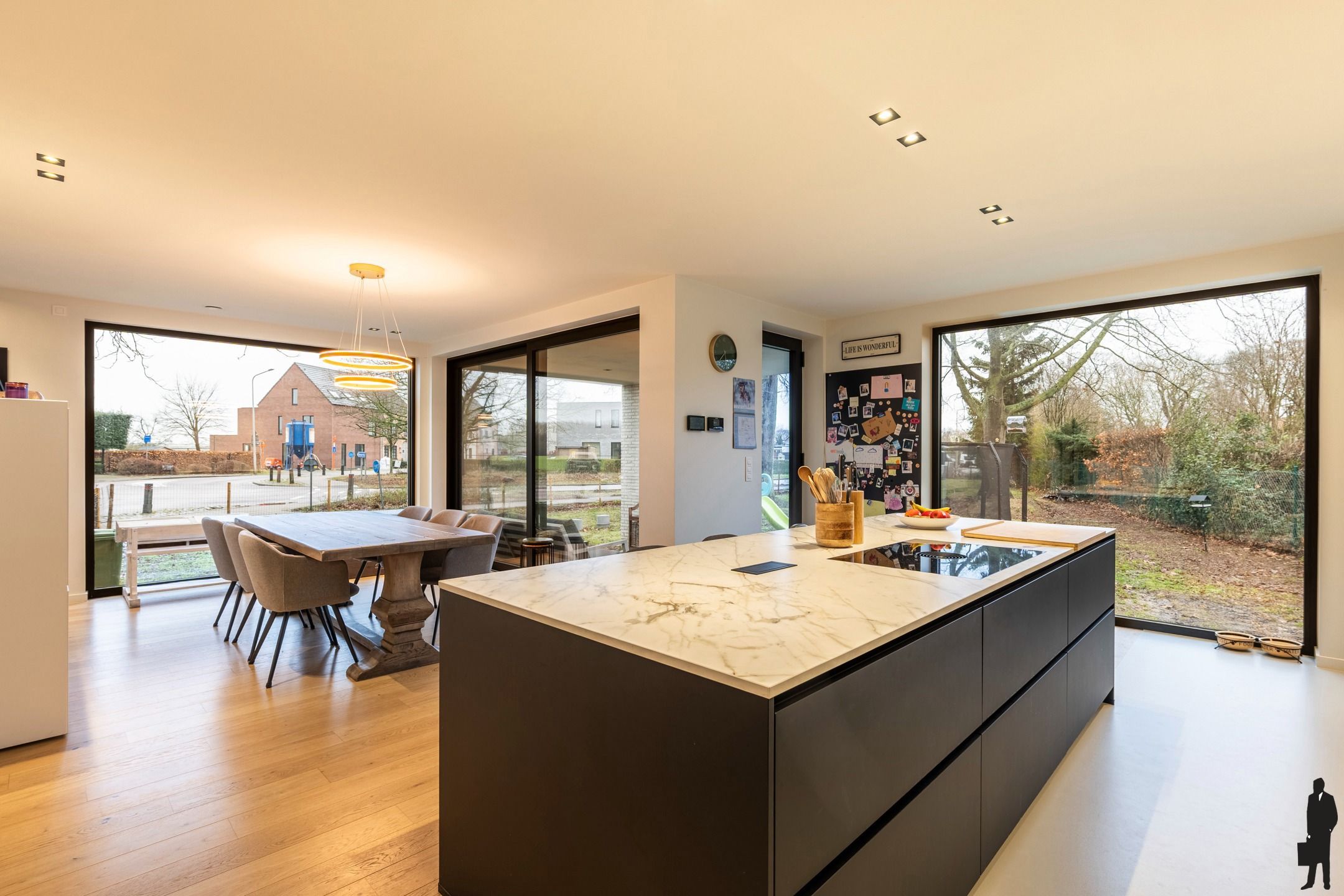 Prachtige nieuwbouwwoning met 4 slpk én bureaumogelijkheden foto 3