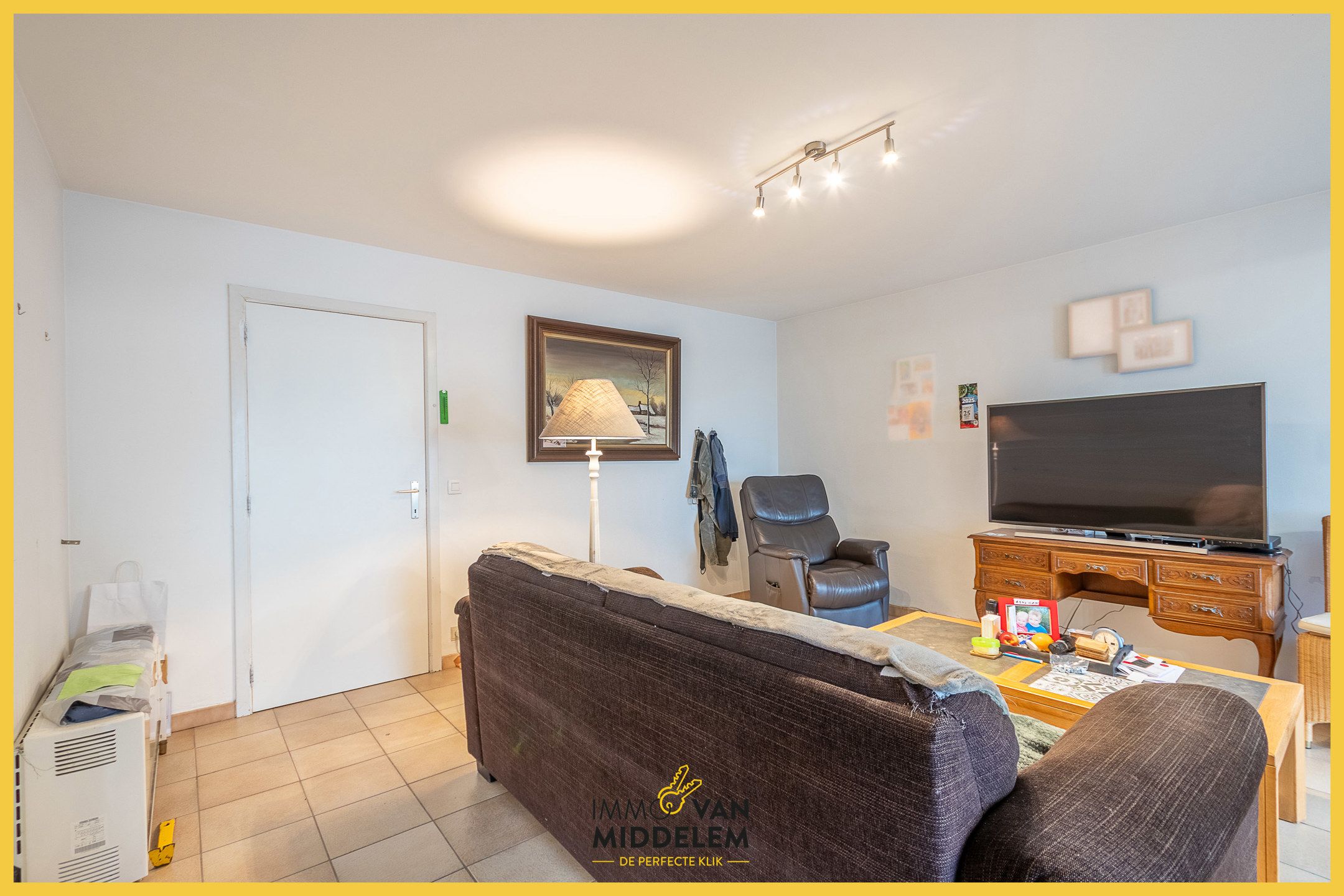 GOED GELEGEN LICHTRIJK APPARTEMENT MET 2 KAMERS foto 4