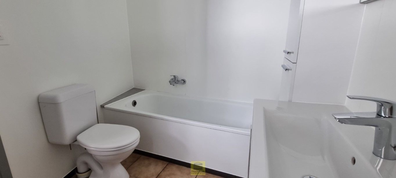 Instapklare woning met tuintje! foto 8