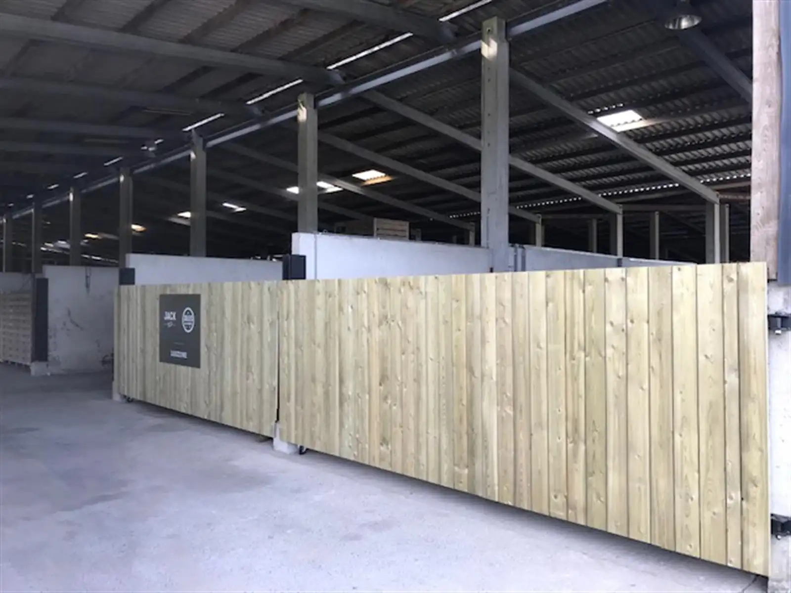 Opslagbox/loods (60m2) in Aalter foto {{pictureIndex}}
