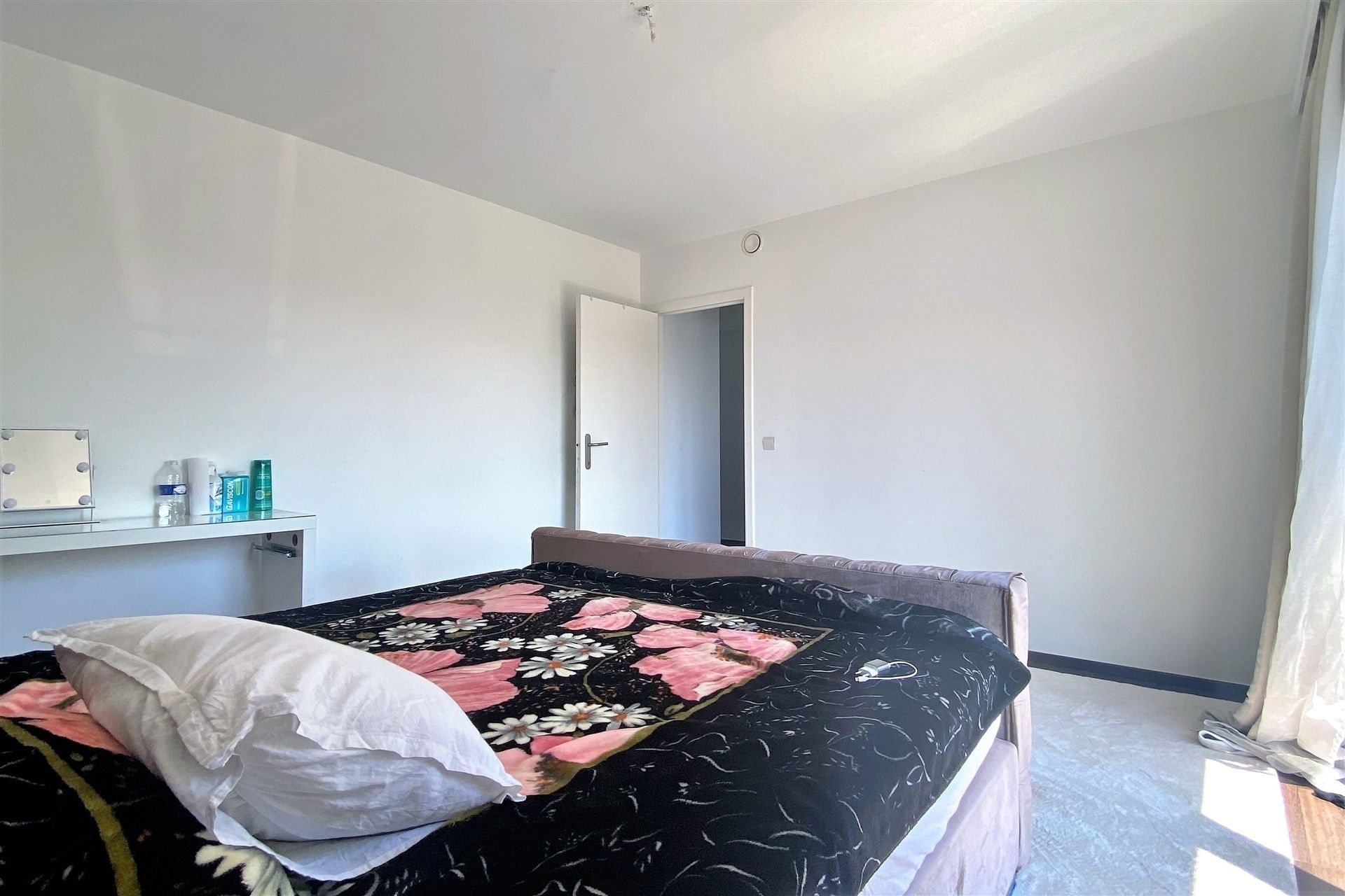 Appartement met 2 slpks en garage foto 12