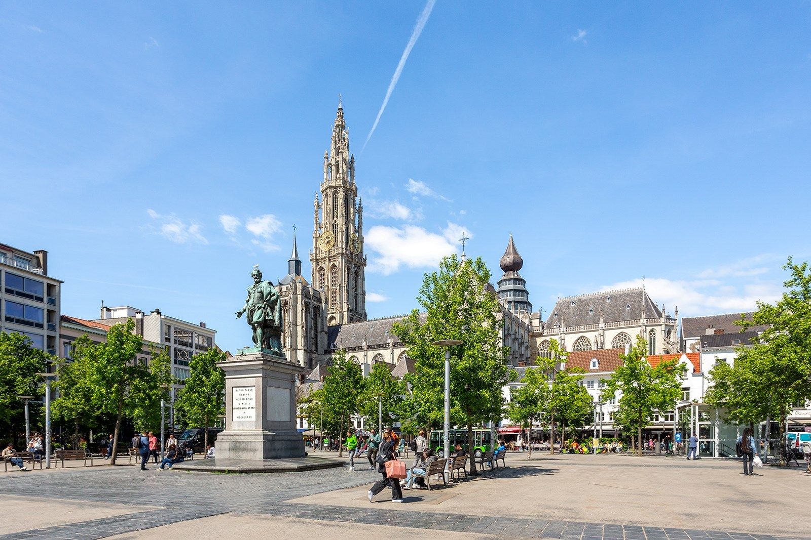 Historisch wonen in de Stad met eigen autostaanplaats foto 35