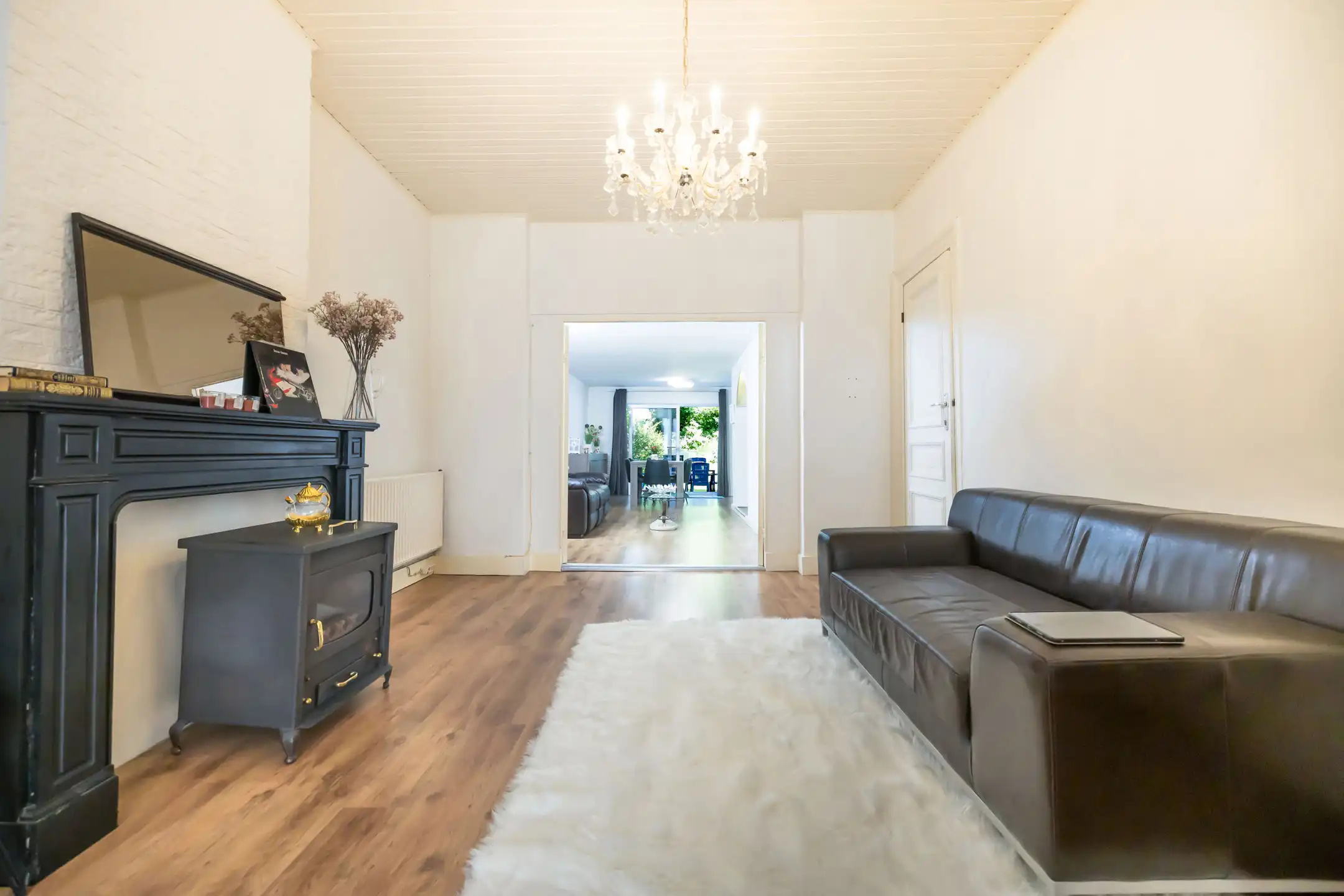 APPARTEMENTENGEBOUW MET 4 ERKENDE WOONEENHEDEN   foto 13
