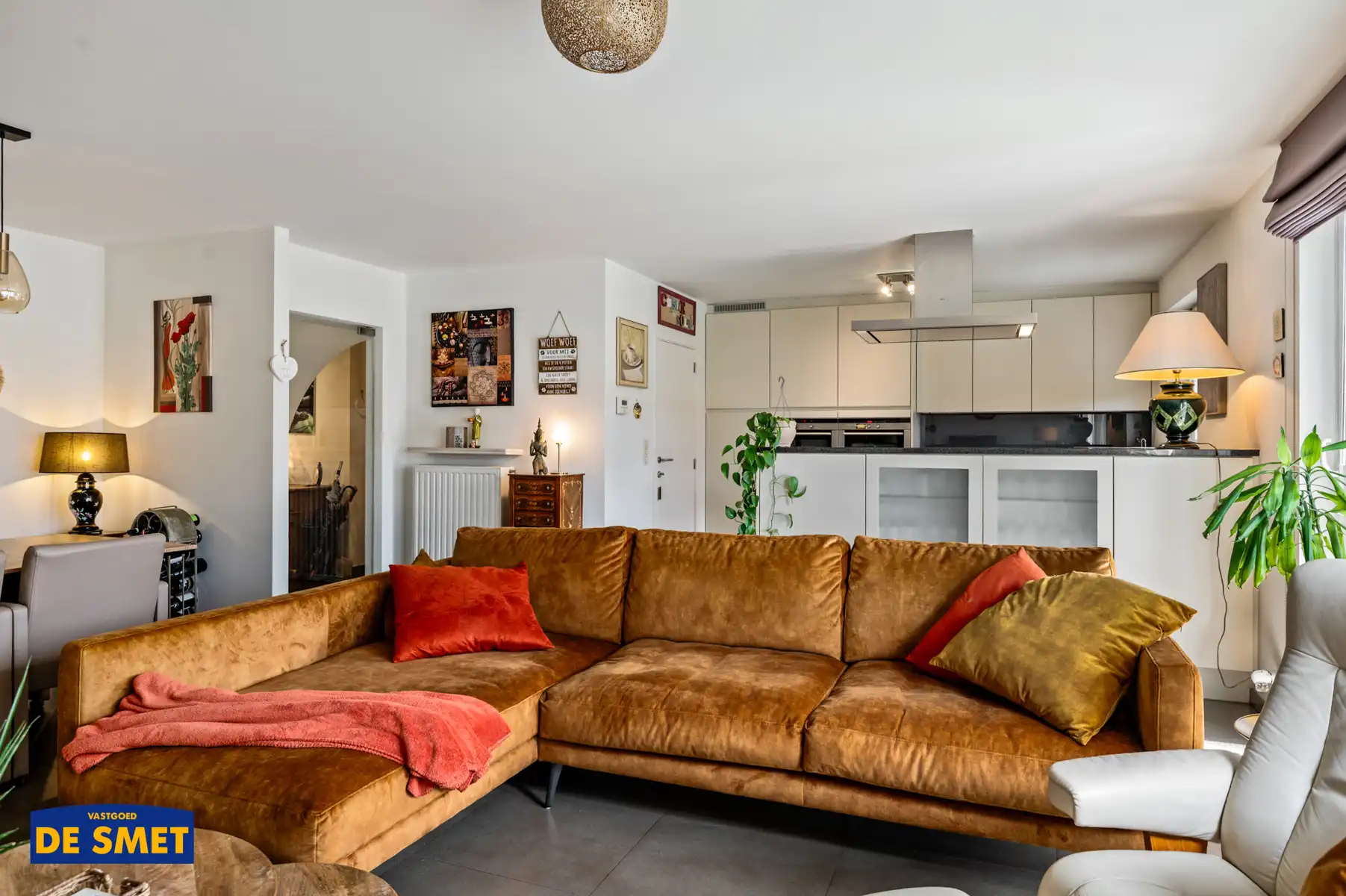 Appartement met lift, terras, garage en 2 autostaanplaatsen foto 4