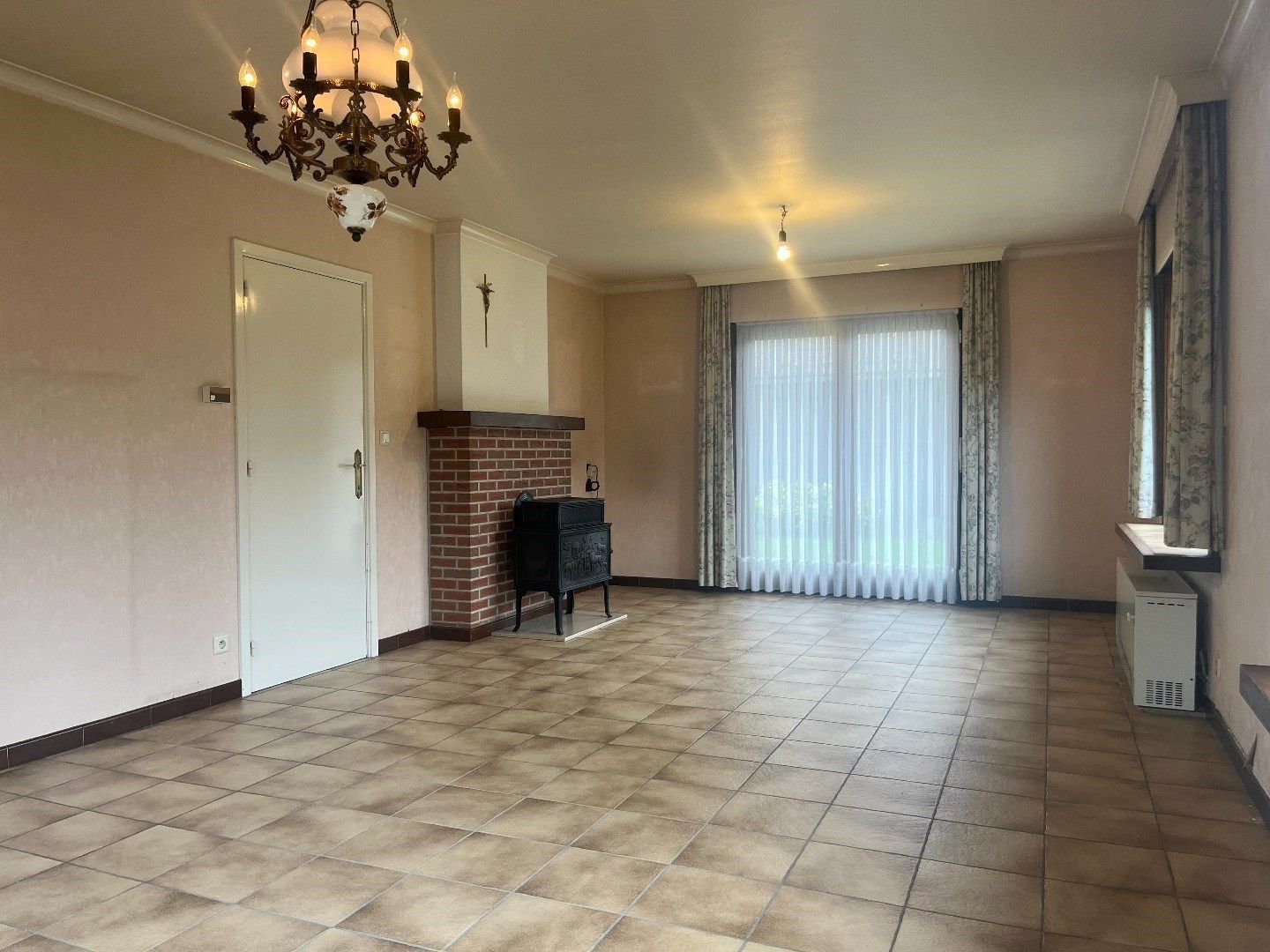 Gelijkvloerse villa in landelijke omgeving. foto 11