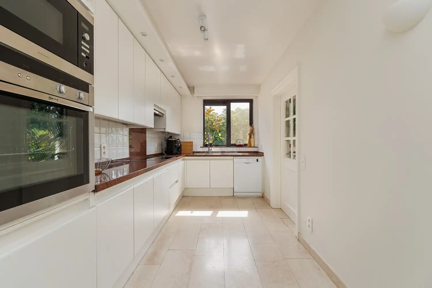 Appartement met uniek zicht foto 7