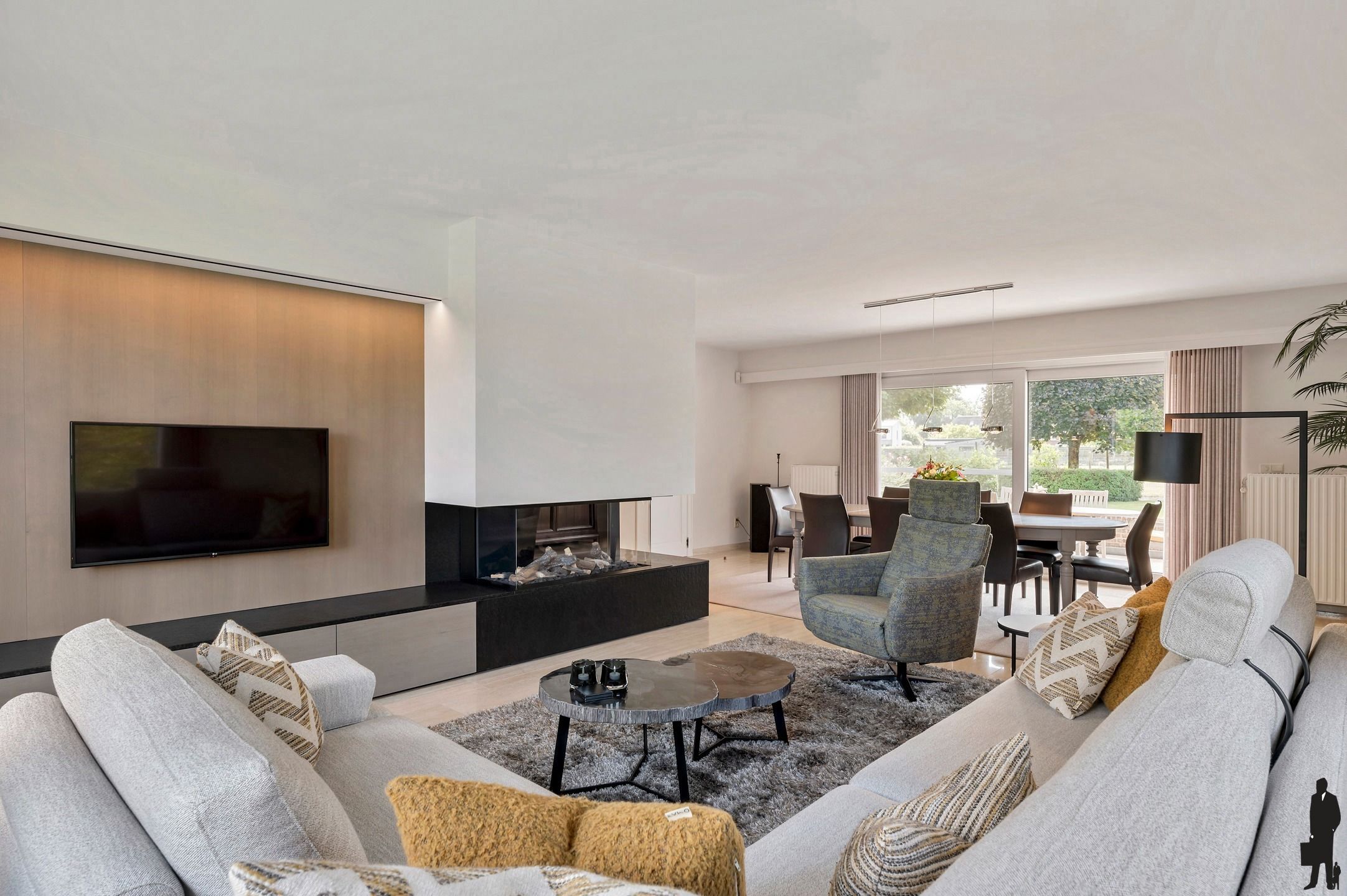 Uitstekende villa met 4 slpk. op ca. 2.000m² in Weelde foto 6