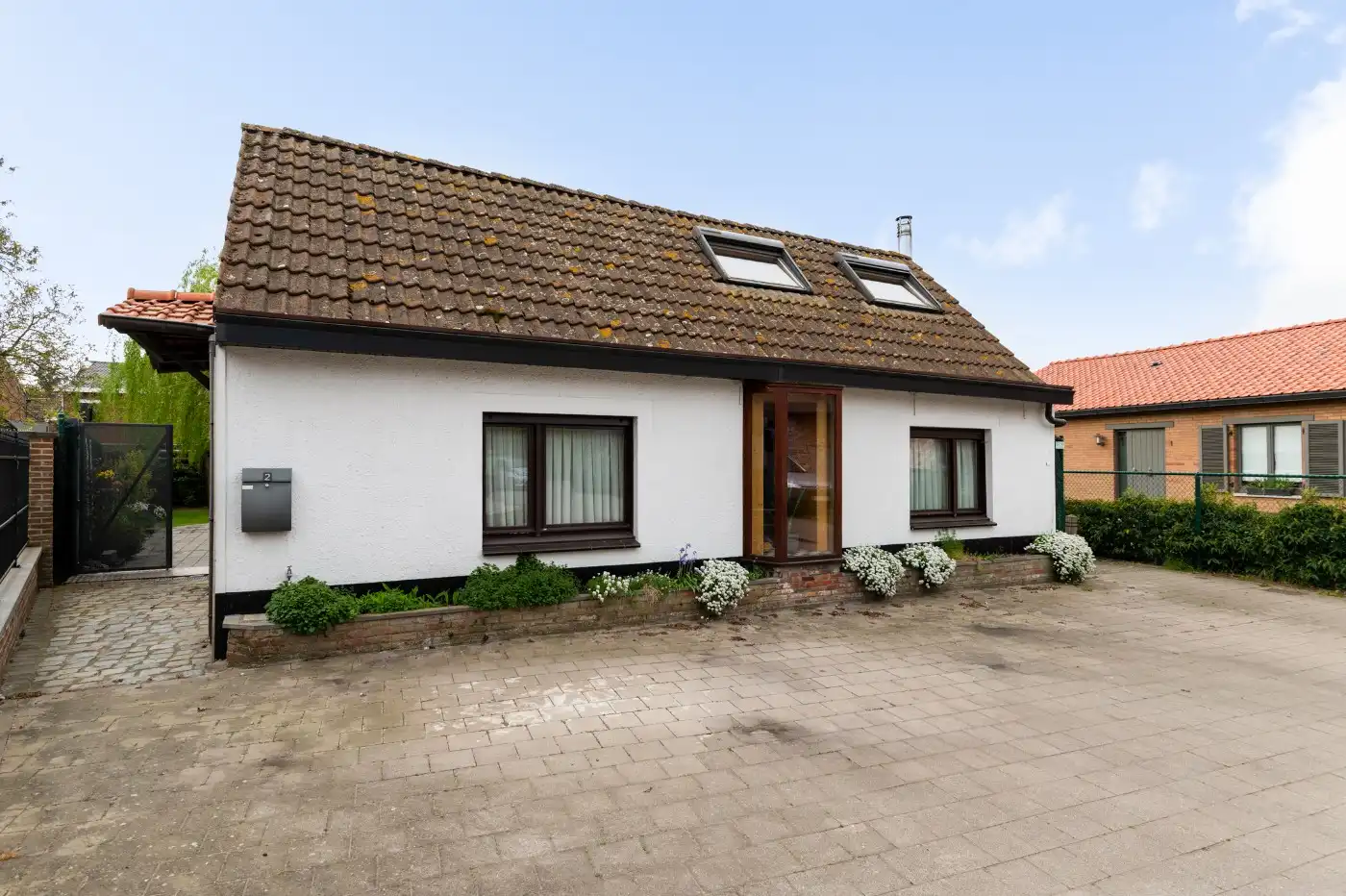 Hoofdfoto van de publicatie: Top gelegen, charmante, vrijstaande woning met 3 slpk. en prachtige zuid-tuin