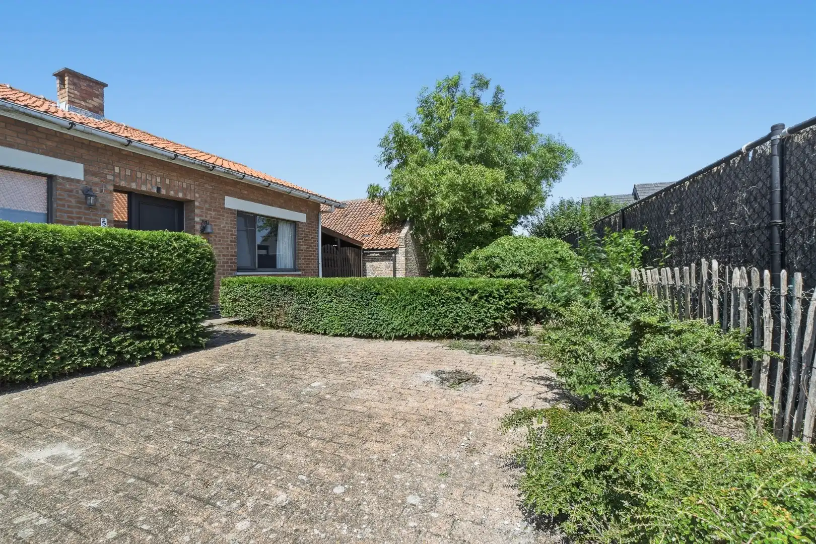 Authentieke en karaktervolle bungalow met veel mogelijkheden in Vosseslag, De Haan foto 19