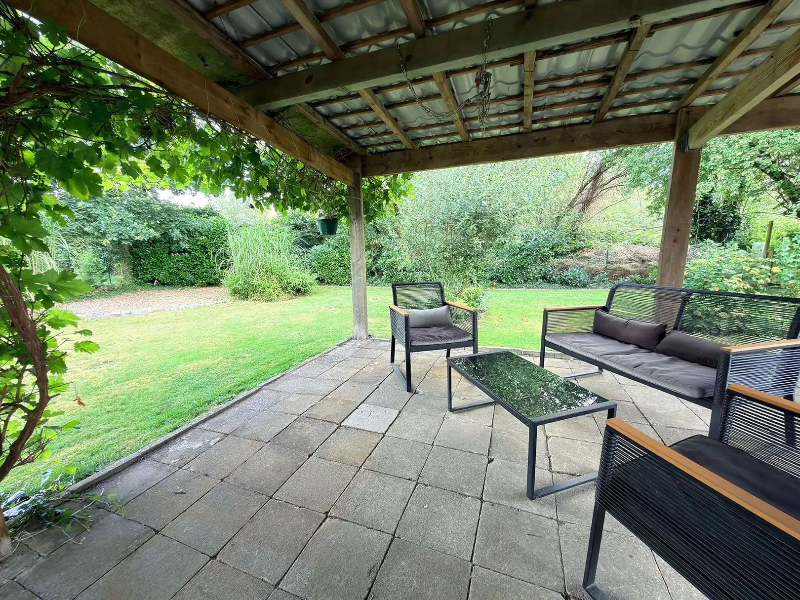 Instapklare woning met een zalige tuin! foto 18