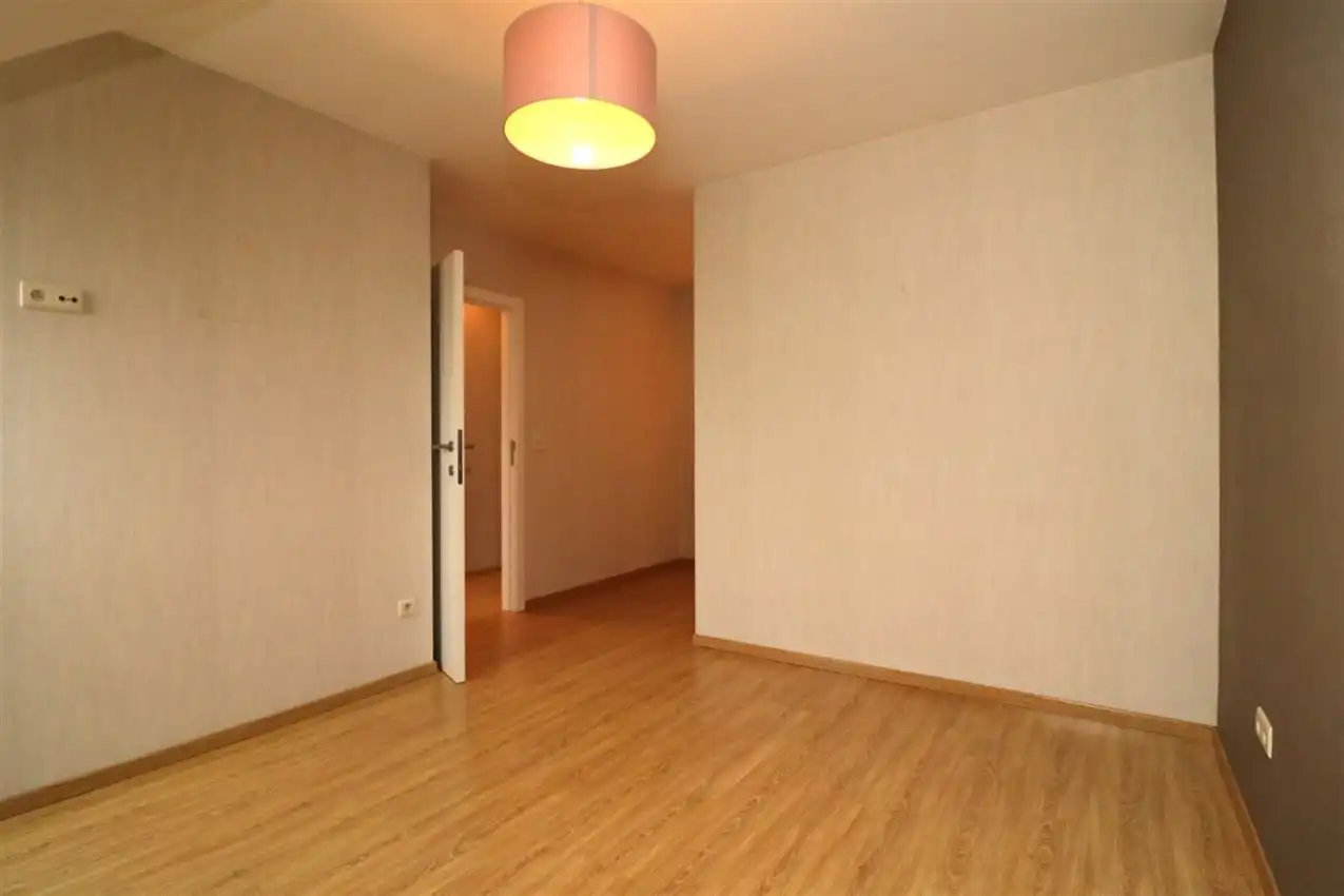 Duplex met lif tot slaapniveau, groot terras & garage foto 16