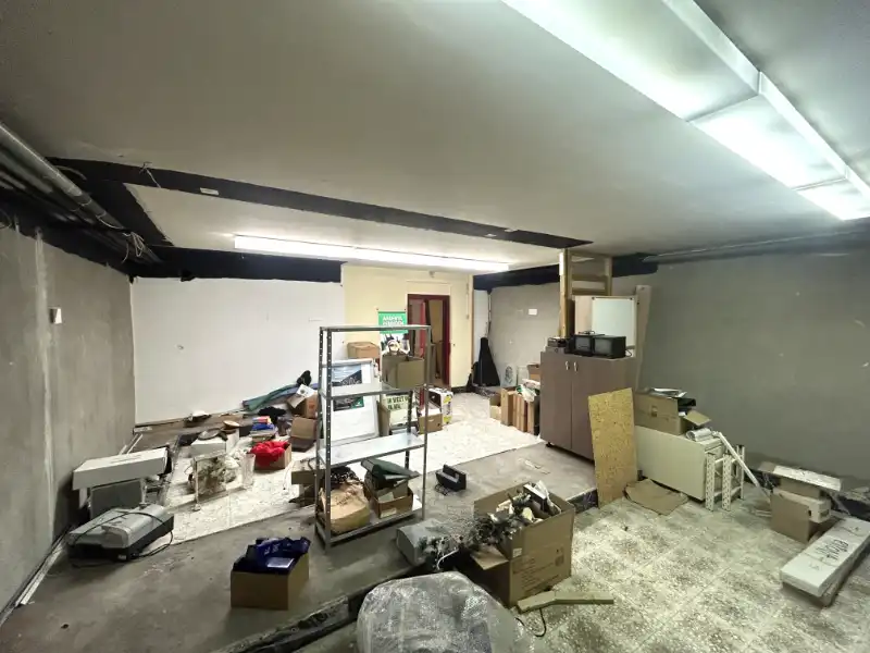 Instapklare kantoorruimte van 120 m² met 4 parkeerplaatsen te Gent foto 10