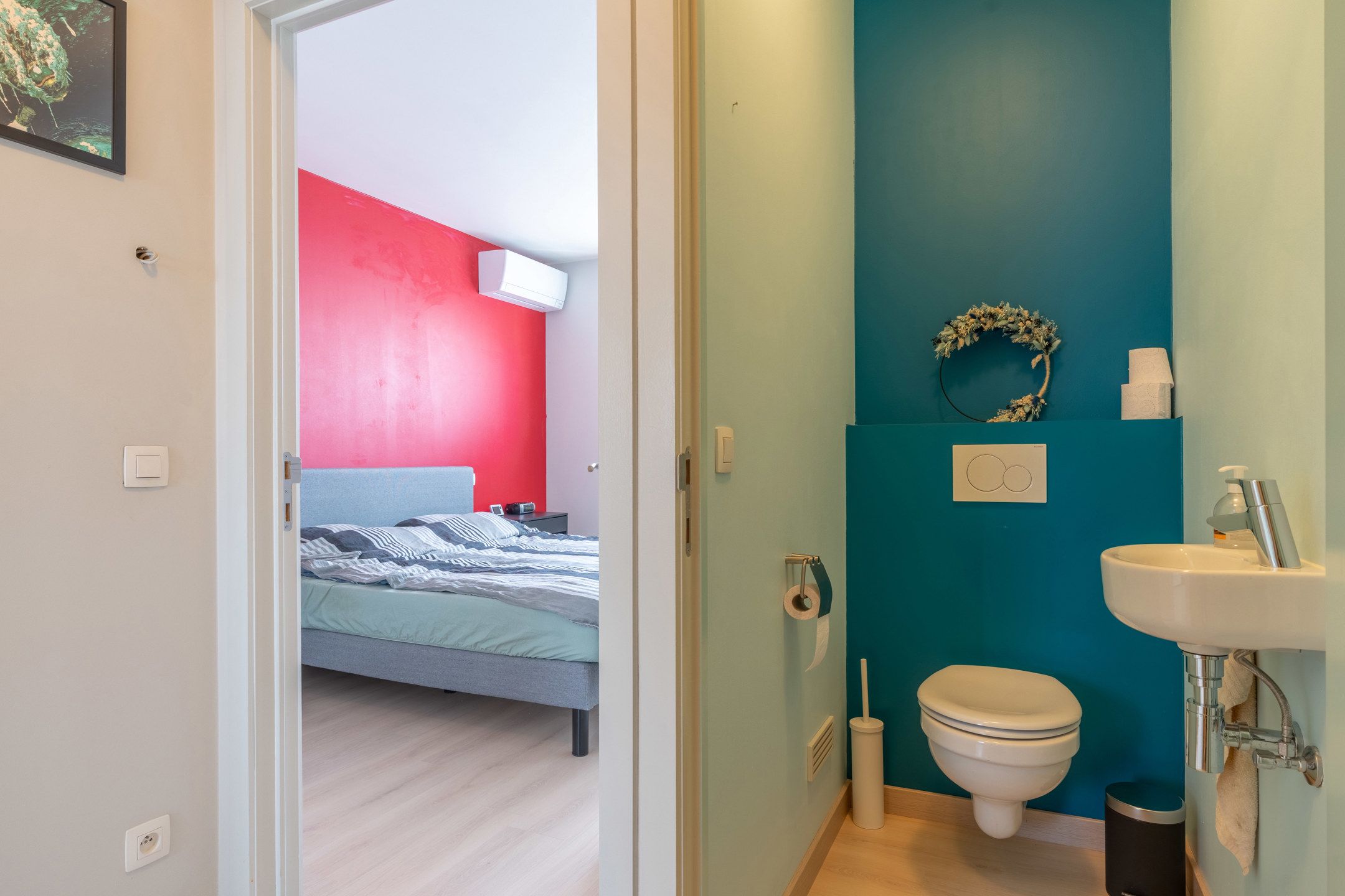 Volledig vernieuwde  woning met garage op rustige ligging  foto 18