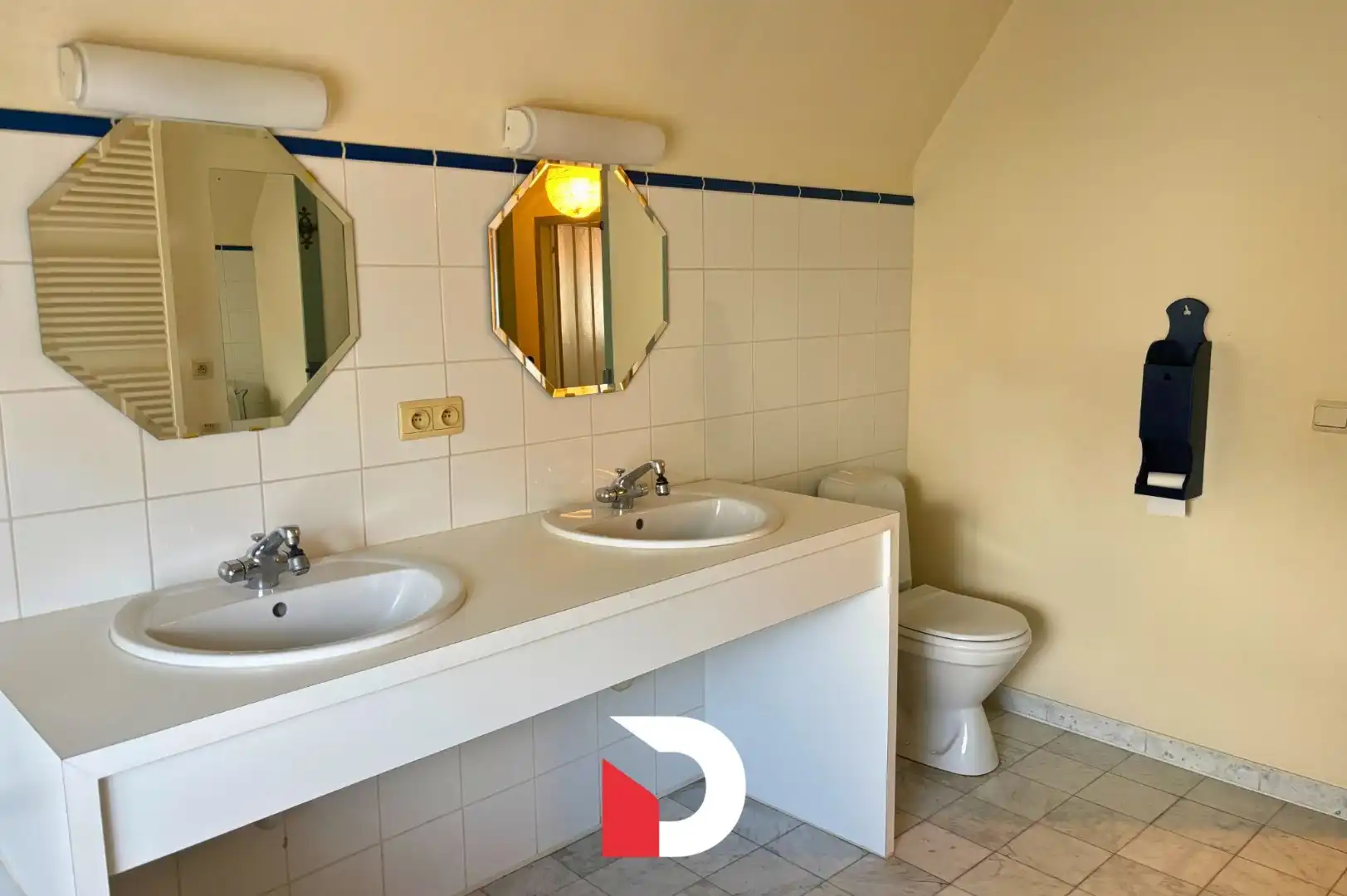 Woning in centrum Brugge met 4 slaapkamers en een gezellige stadstuin foto 19