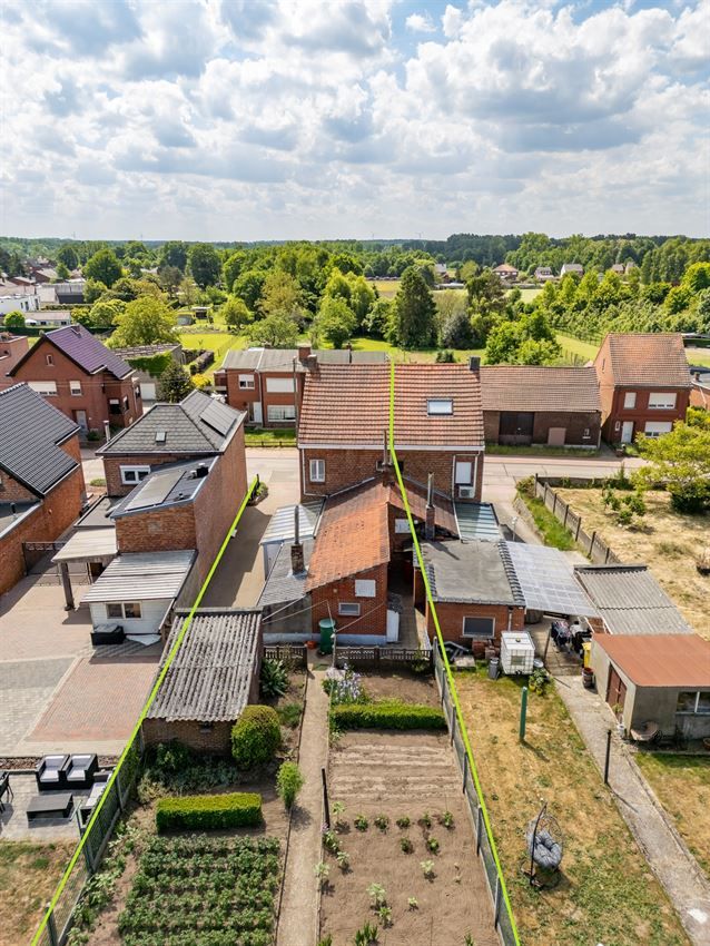 robuuste te renoveren woning op 11a10ca foto 4