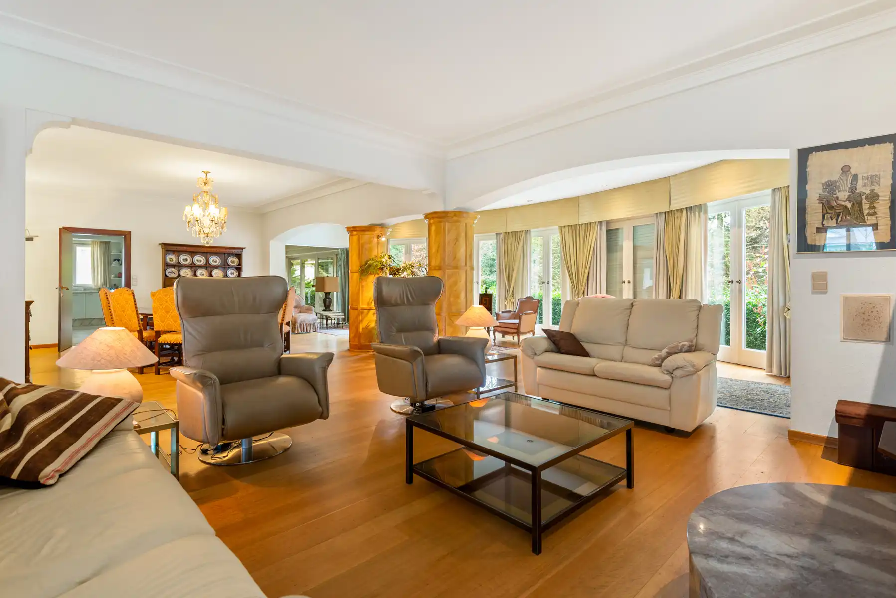 Te renoveren villa op toplocatie, voorkant Schilde  foto 5