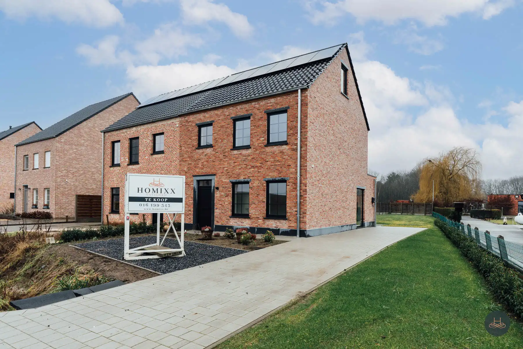 Prachtige BEN-woning met onderhoudsvriendelijke tuin foto {{pictureIndex}}