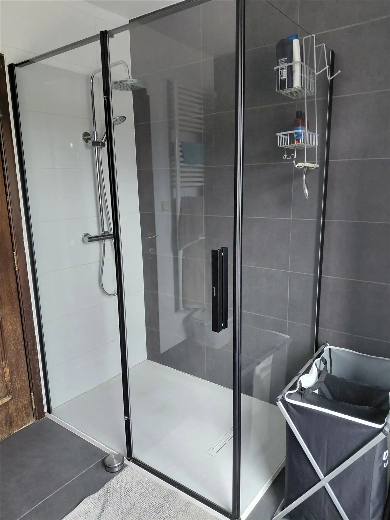 TE HUUR: Duplex-appartement met 2 slaapkamers te Zolder! foto 9