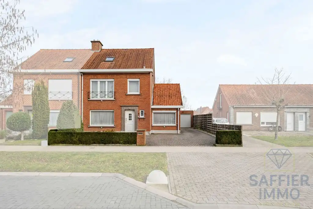 Ruime woning met 4 slaapkamers en grote tuin in het centrum van Ingelmunster foto 27