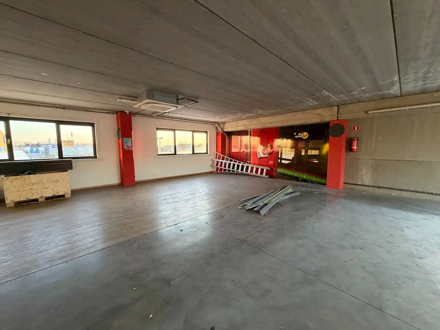 Polyvalente ruimte TE HUUR foto 2