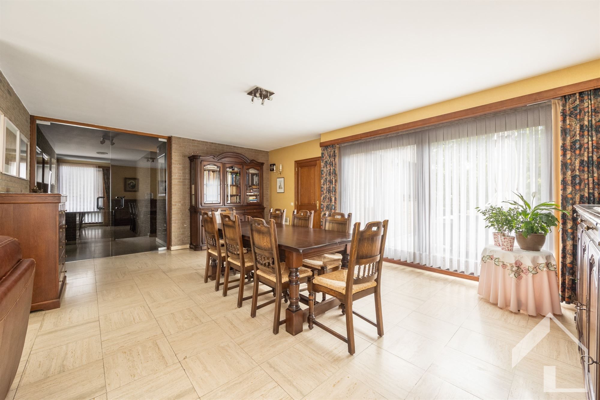 Verzorgde vrijstaande woning nabij centrum van Broechem  foto 5