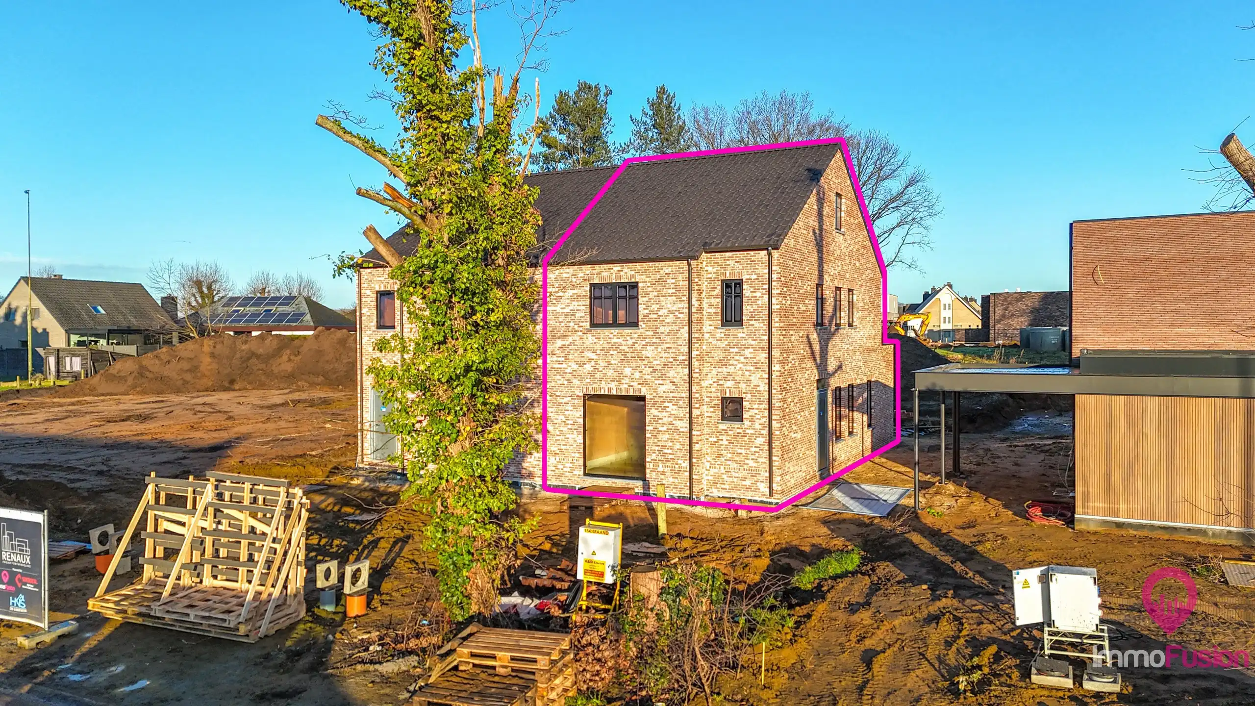 Prachtig gelegen casco woning met 4 slaapkamers! foto 4