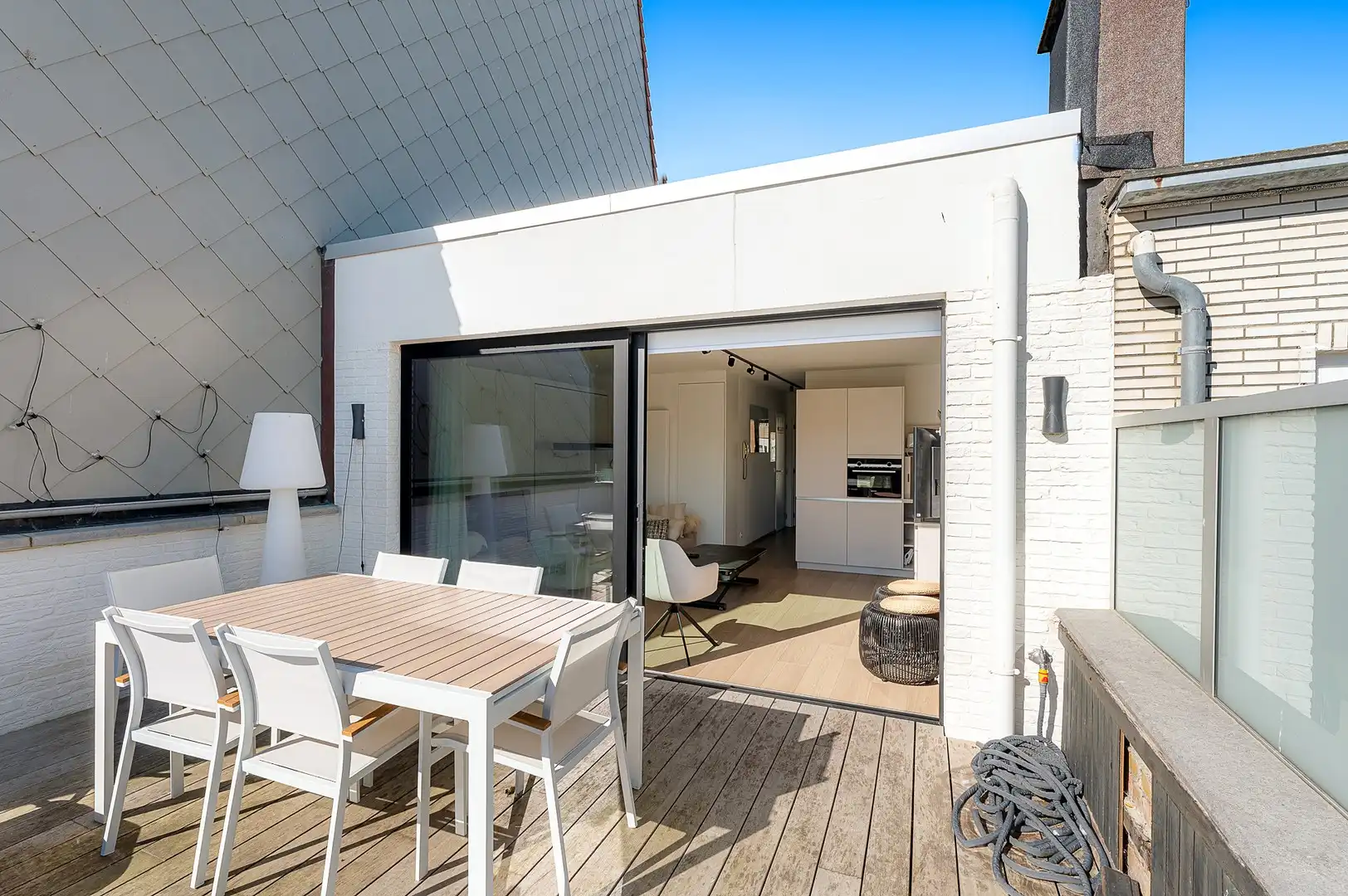Appartement met schitterend zonneterras en zijdelings zeezicht vlakbij het Driehoeksplein in het Zoute. foto 11