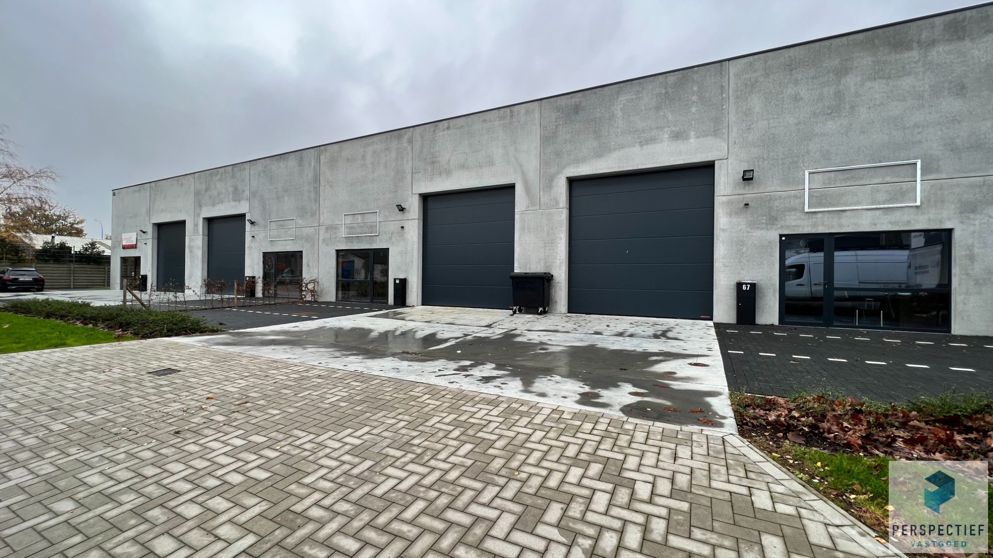 Grote Loods te huur in het industriepark van Beernem foto 3
